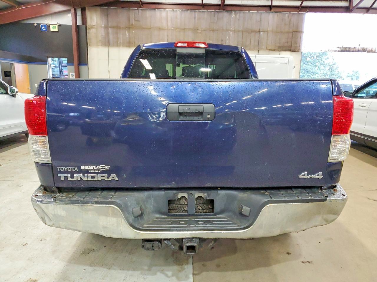 2011 Toyota Tundra Double Cab Sr5 Blue vin: 5TFUY5F10BX168870
