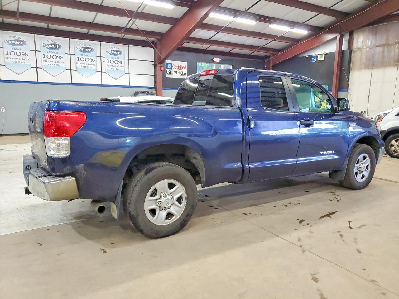2011 Toyota Tundra Double Cab Sr5 Blue vin: 5TFUY5F10BX168870