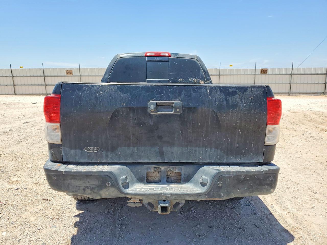 2011 Toyota Tundra Double Cab Sr5 Black vin: 5TFUY5F10BX202872