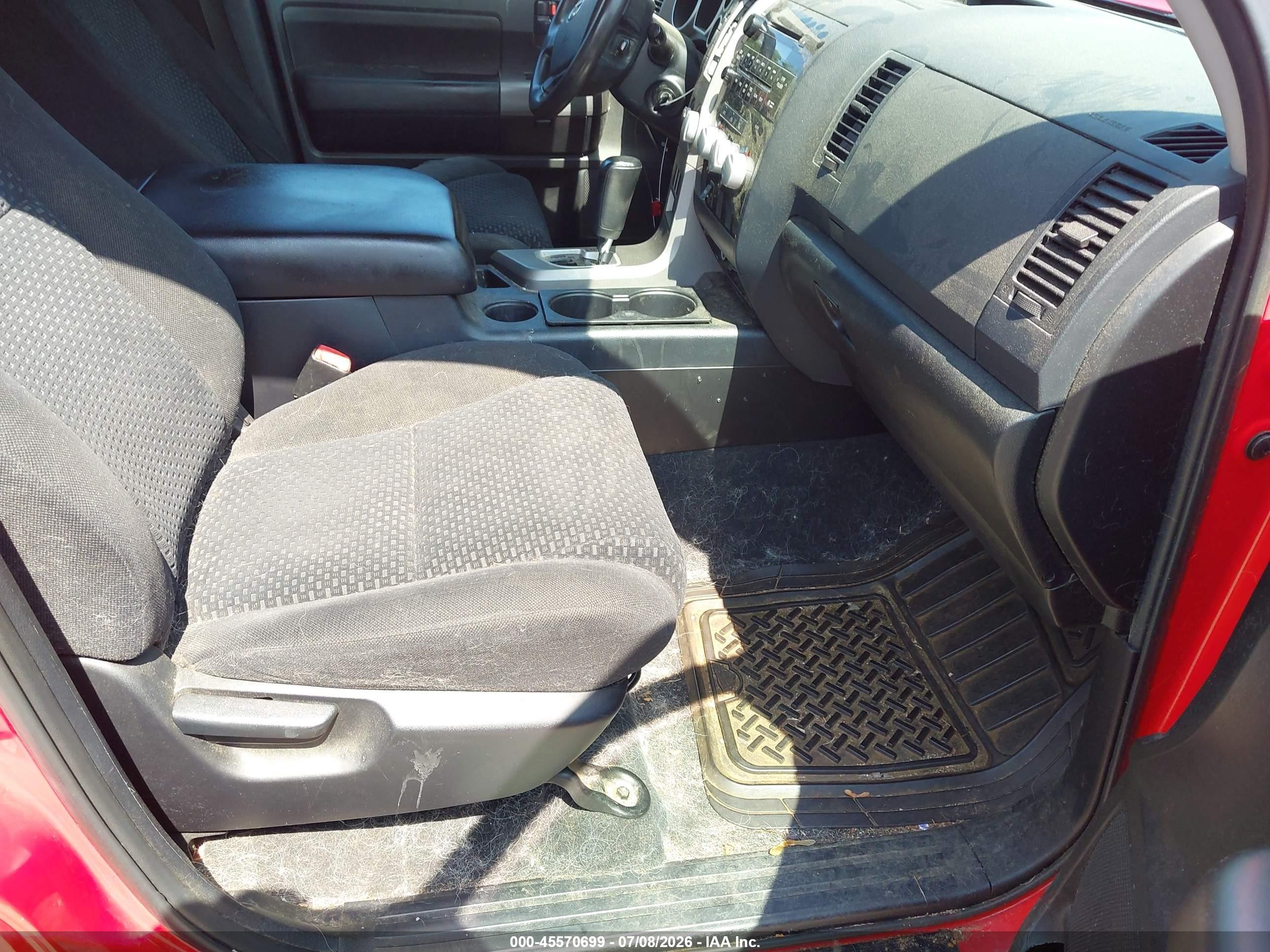 2013 Toyota Tundra Grade 5.7l V8 Red vin: 5TFUY5F10DX302800