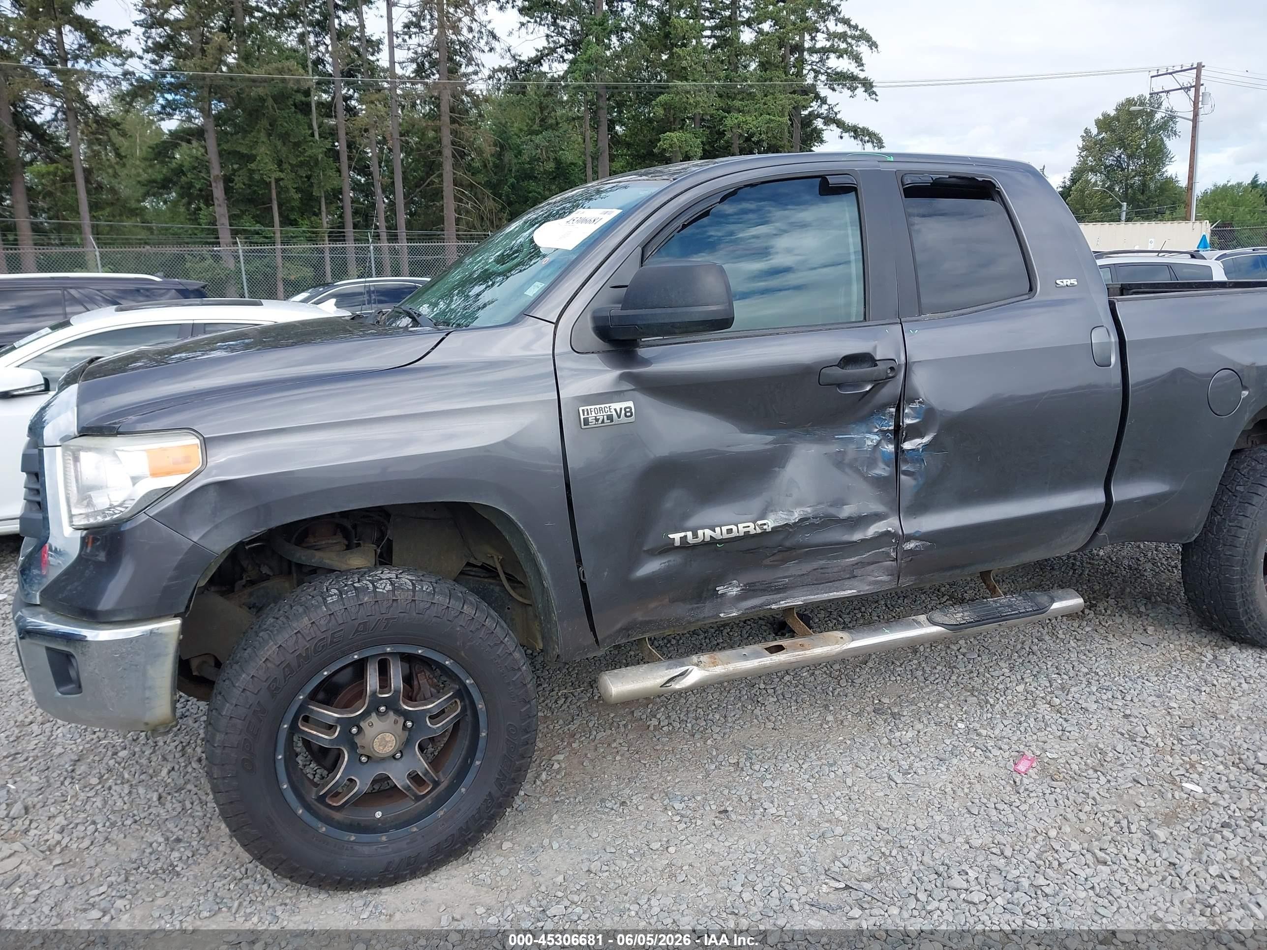 2014 Toyota Tundra Sr5 5.7l V8 Gray vin: 5TFUY5F10EX338410