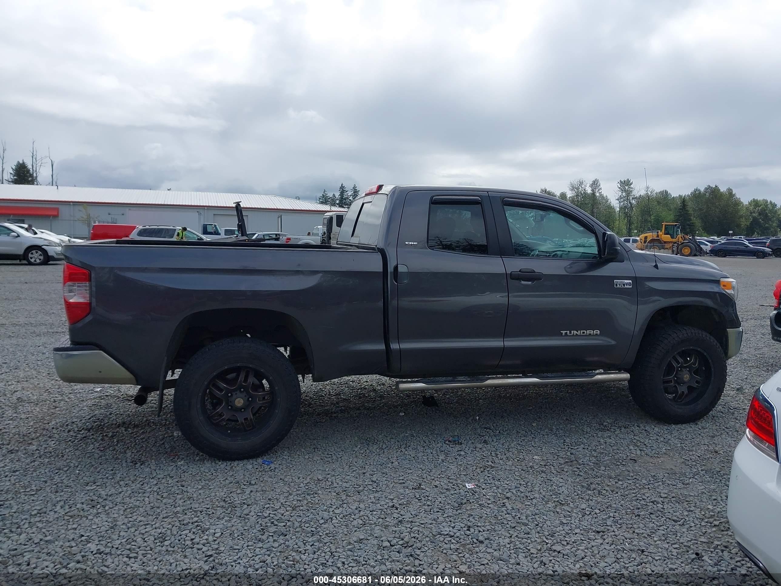 2014 Toyota Tundra Sr5 5.7l V8 Gray vin: 5TFUY5F10EX338410