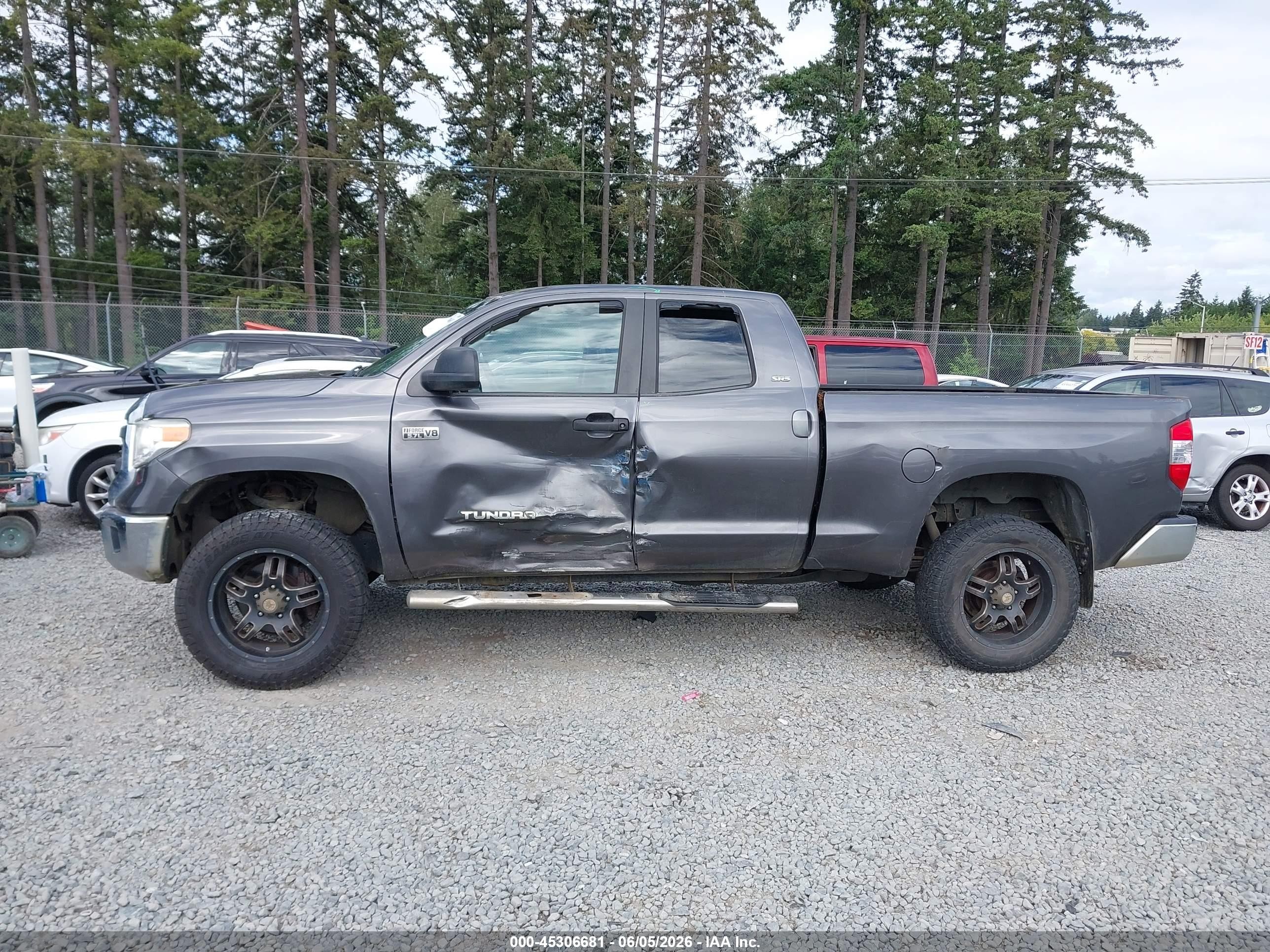 2014 Toyota Tundra Sr5 5.7l V8 Gray vin: 5TFUY5F10EX338410