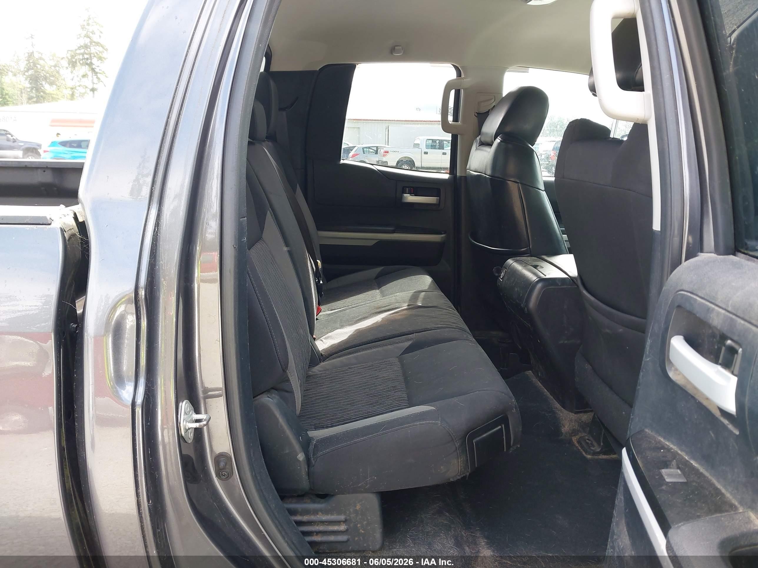 2014 Toyota Tundra Sr5 5.7l V8 Gray vin: 5TFUY5F10EX338410