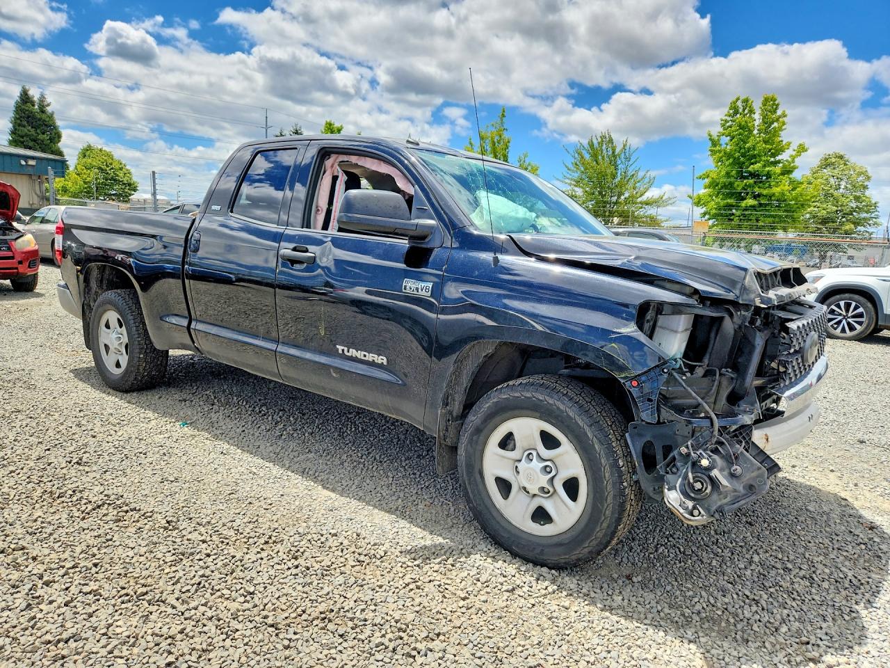 2018 Toyota Tundra Sr5 Gray vin: 5TFUY5F10JX690865
