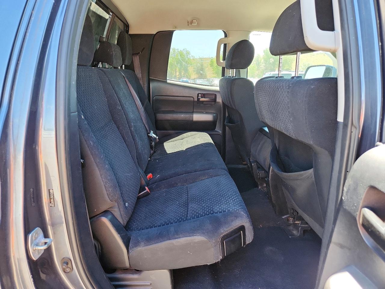 2010 Toyota Tundra Double Cab Sr5 Gray vin: 5TFUY5F11AX102360