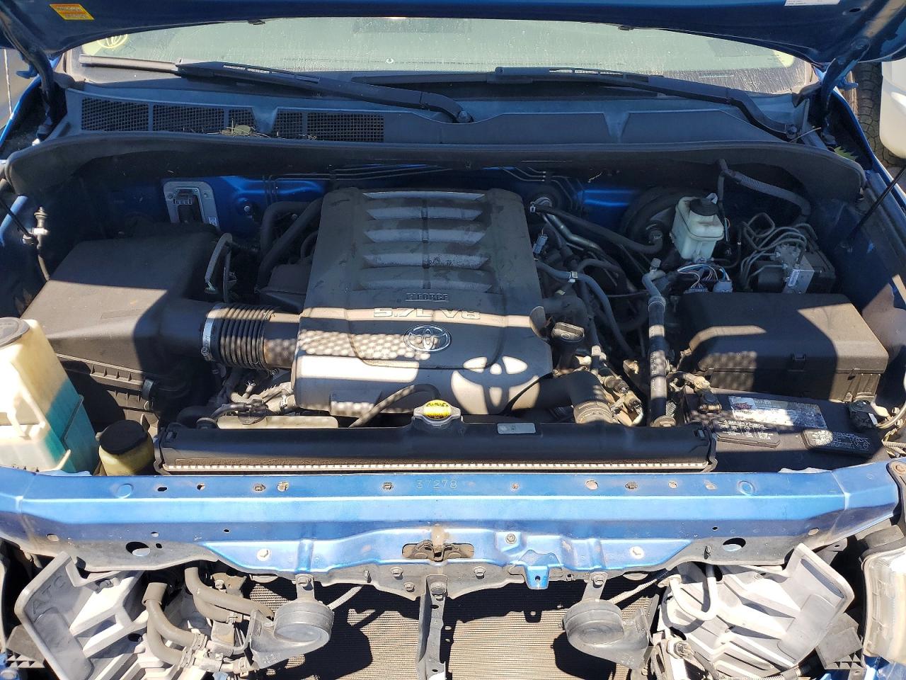 2010 Toyota Tundra Double Cab Sr5 Blue vin: 5TFUY5F11AX145760