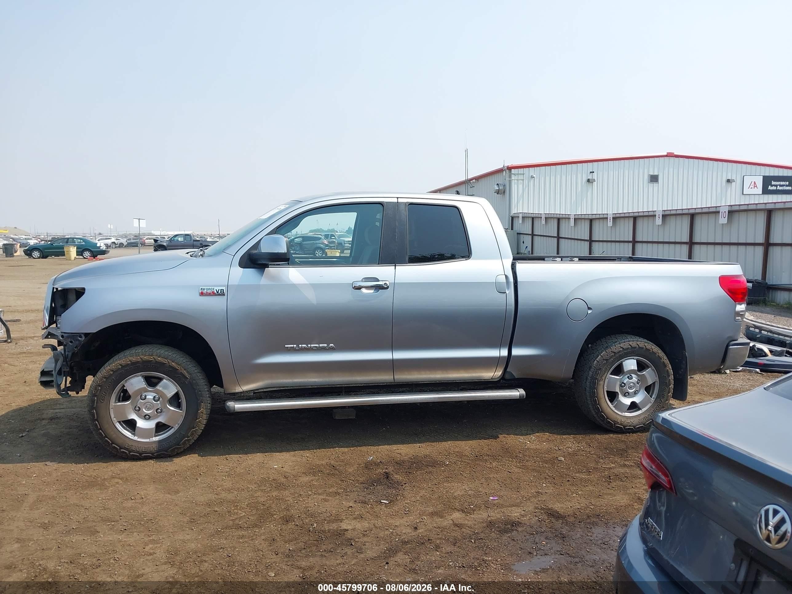 2013 Toyota Tundra Grade 5.7l V8 Silver vin: 5TFUY5F11DX311036