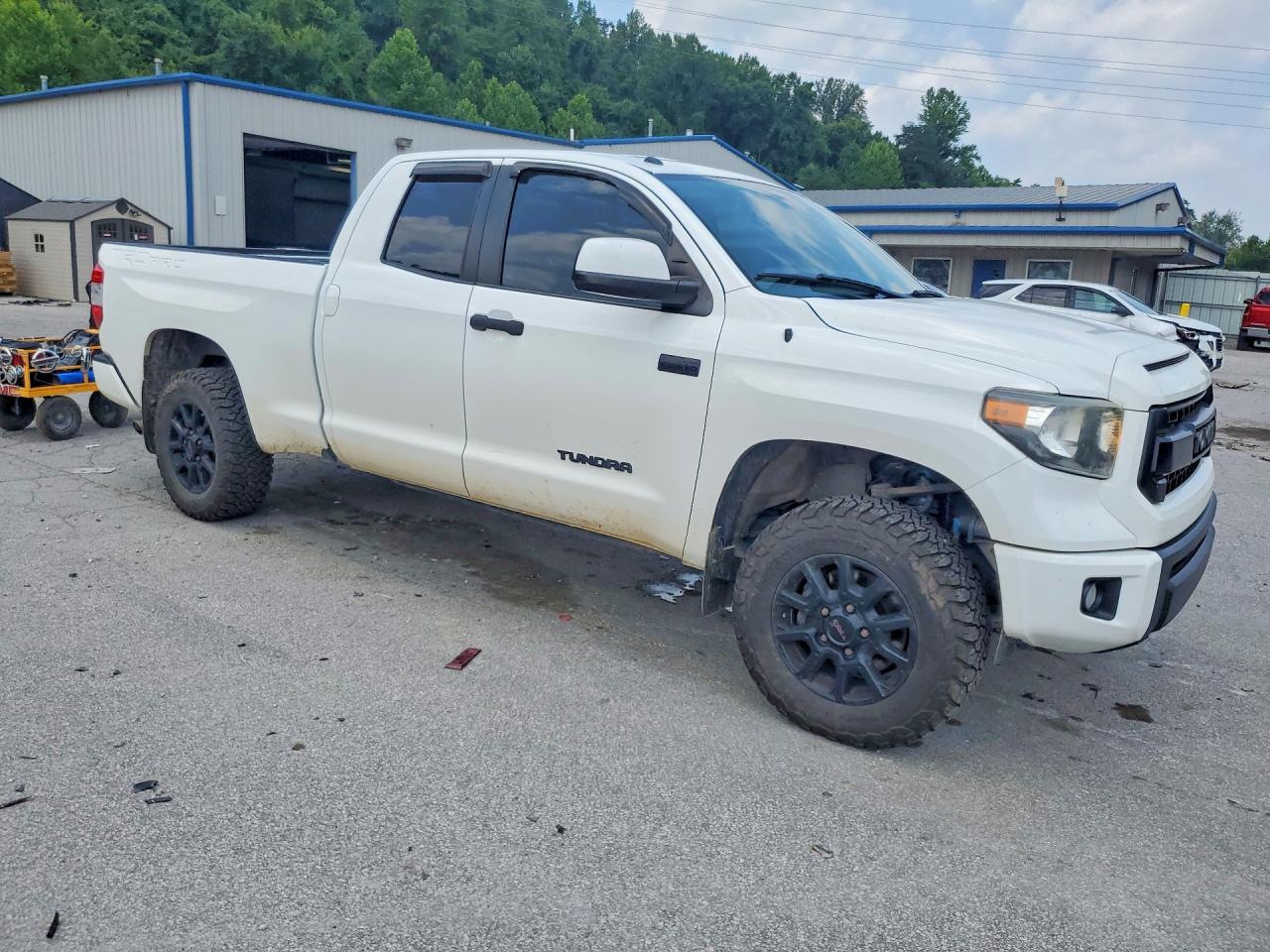 2015 Toyota Tundra Trd Pro White vin: 5TFUY5F11FX441966