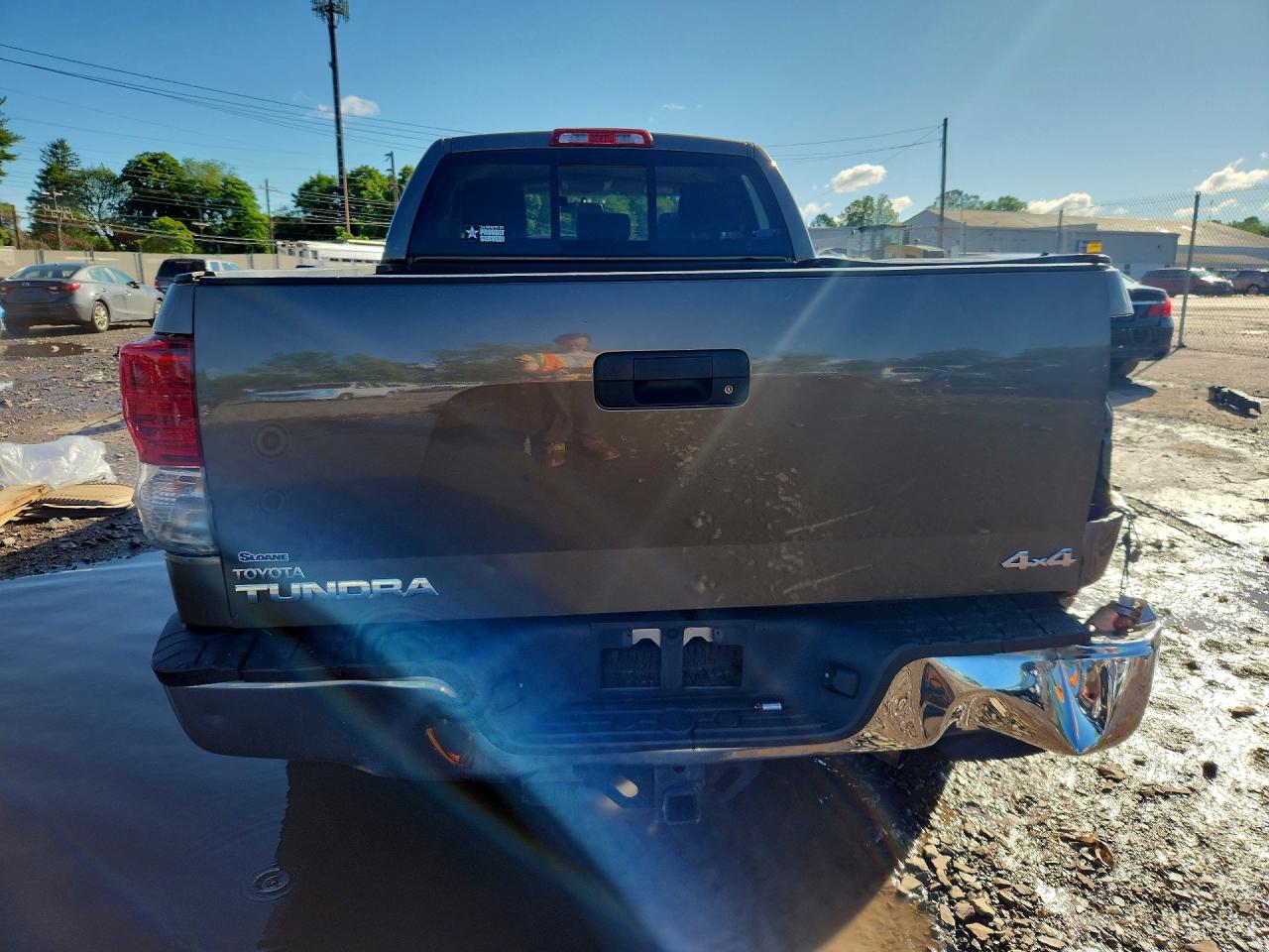 2010 Toyota Tundra Double Cab Sr5 Brown vin: 5TFUY5F12AX141149