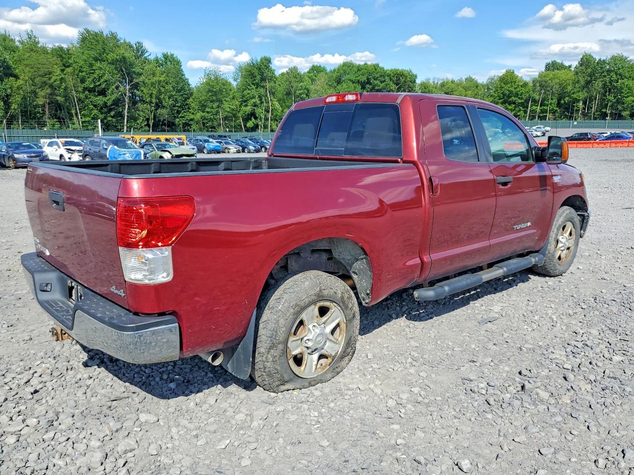 2010 Toyota Tundra Double Cab Sr5 Красный vin: 5TFUY5F12AX142379
