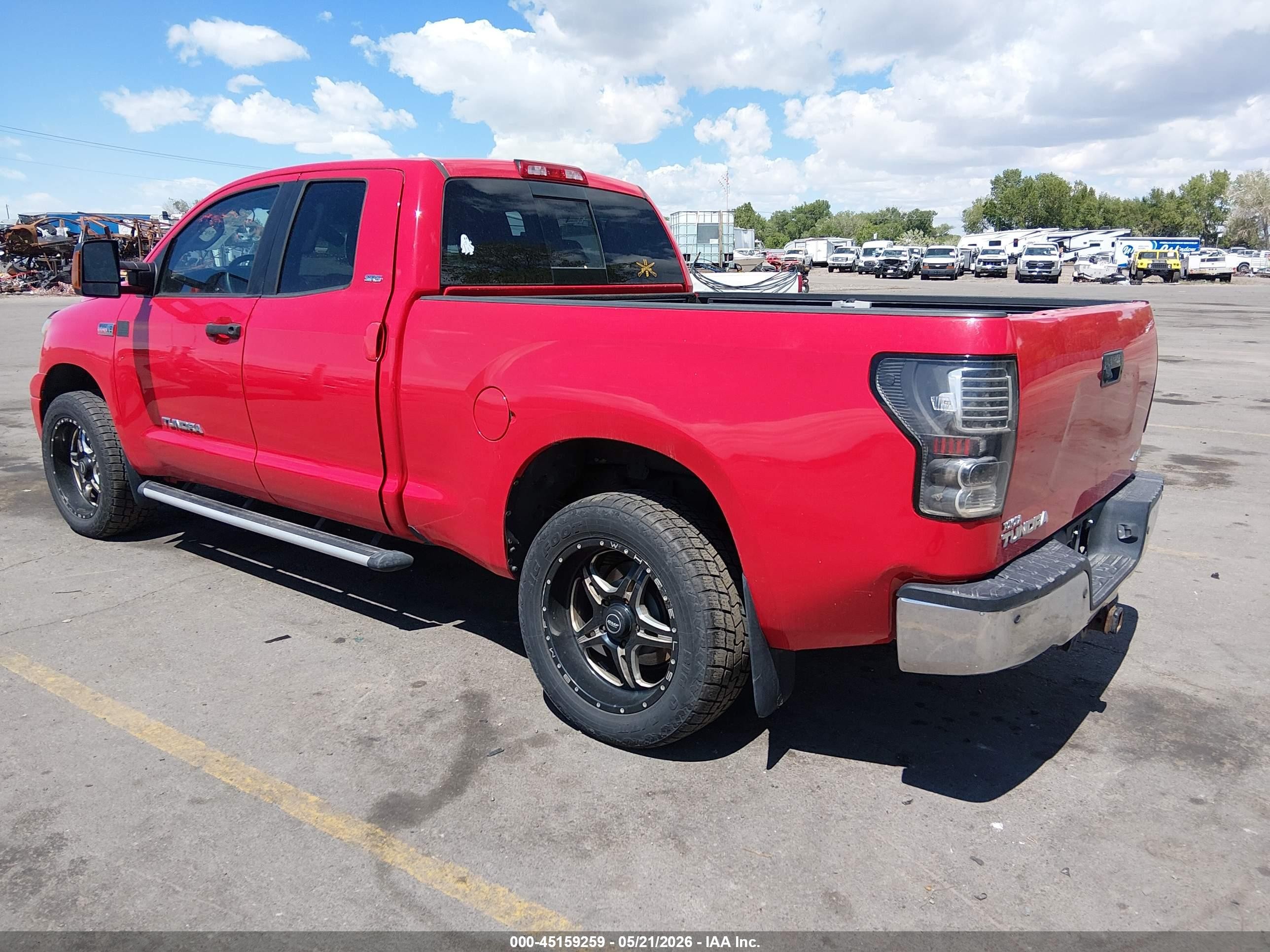 2010 Toyota Tundra Grade 5.7l V8 Красный vin: 5TFUY5F13AX117328