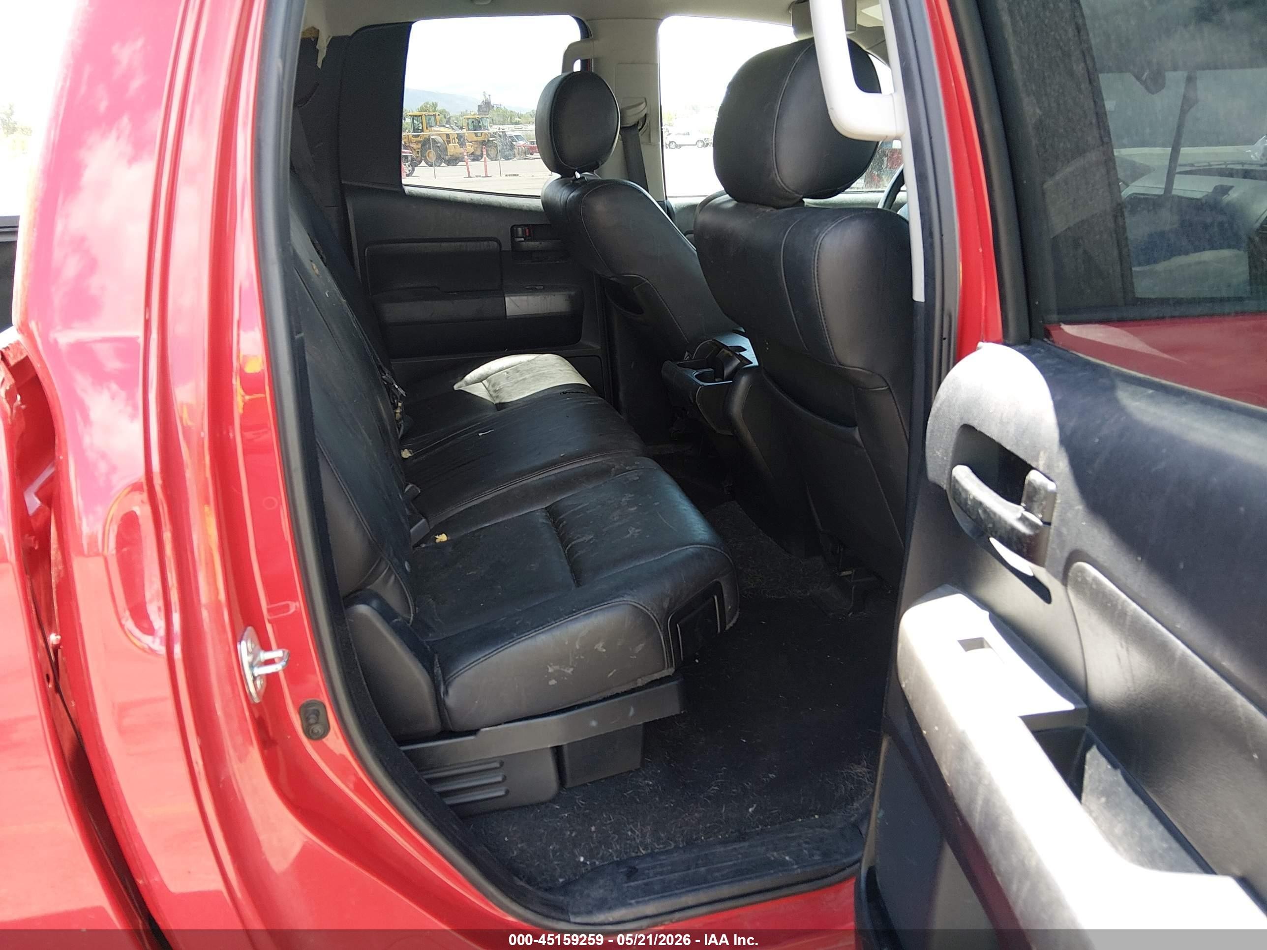 2010 Toyota Tundra Grade 5.7l V8 Красный vin: 5TFUY5F13AX117328