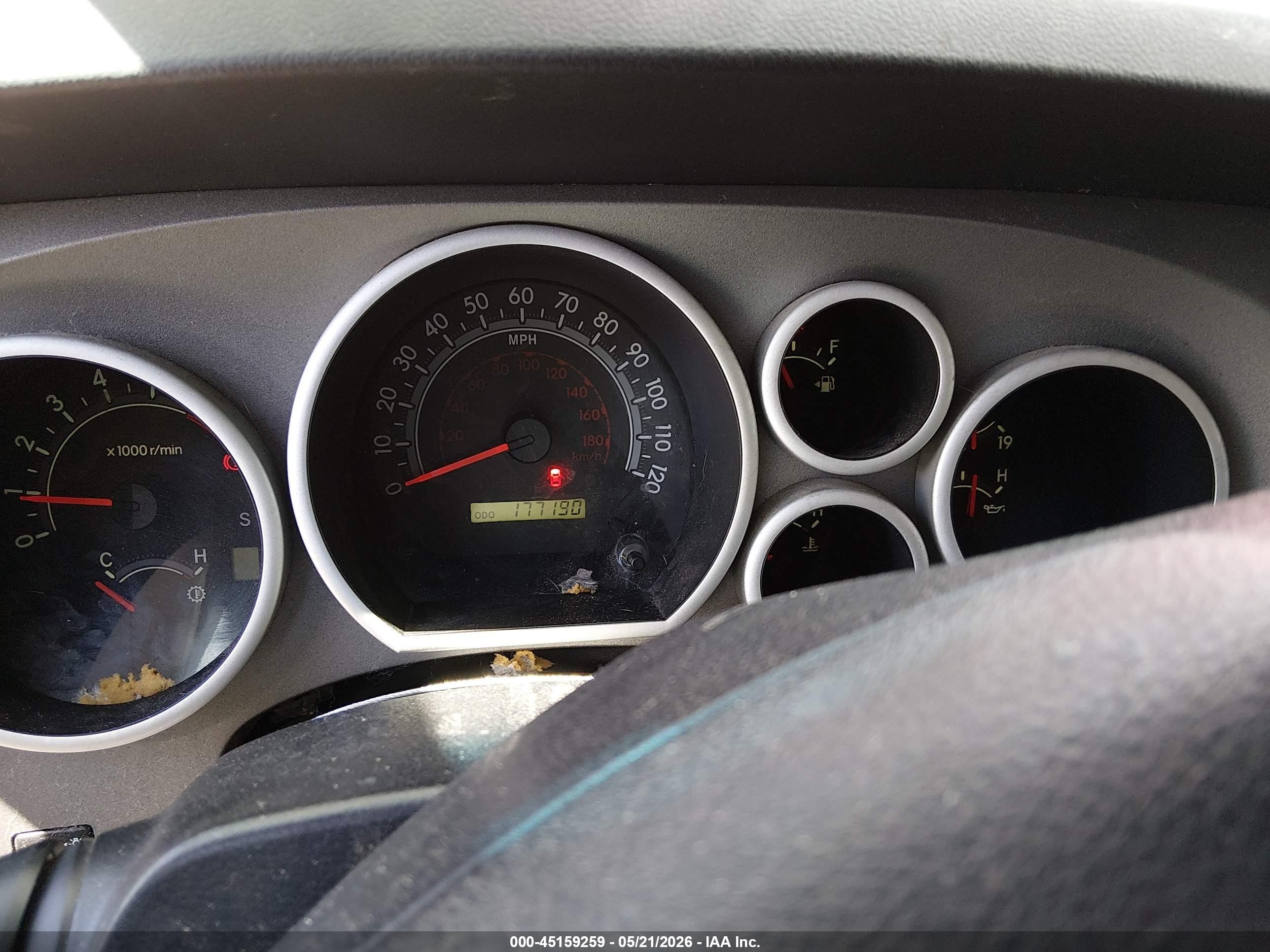 2010 Toyota Tundra Grade 5.7l V8 Красный vin: 5TFUY5F13AX117328