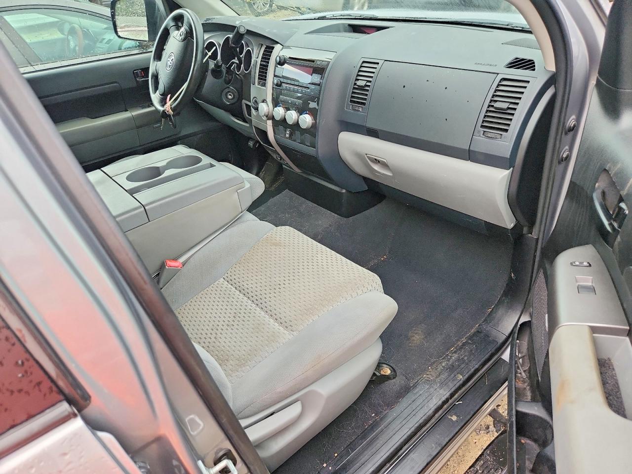 2013 Toyota Tundra Double Cab Sr5 Silver vin: 5TFUY5F13DX295809