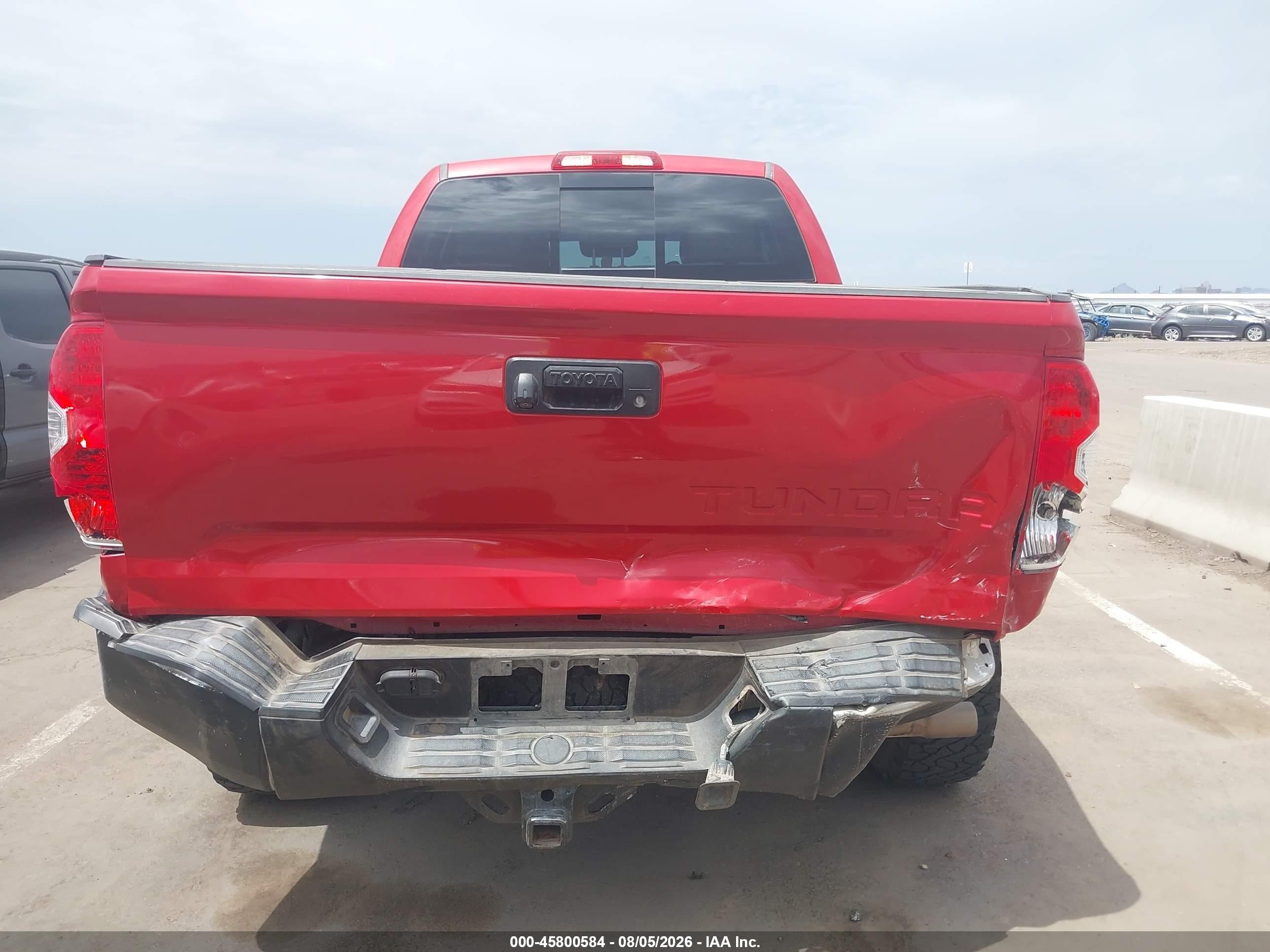 2014 Toyota Tundra Sr5 5.7l V8 Red vin: 5TFUY5F13EX338918