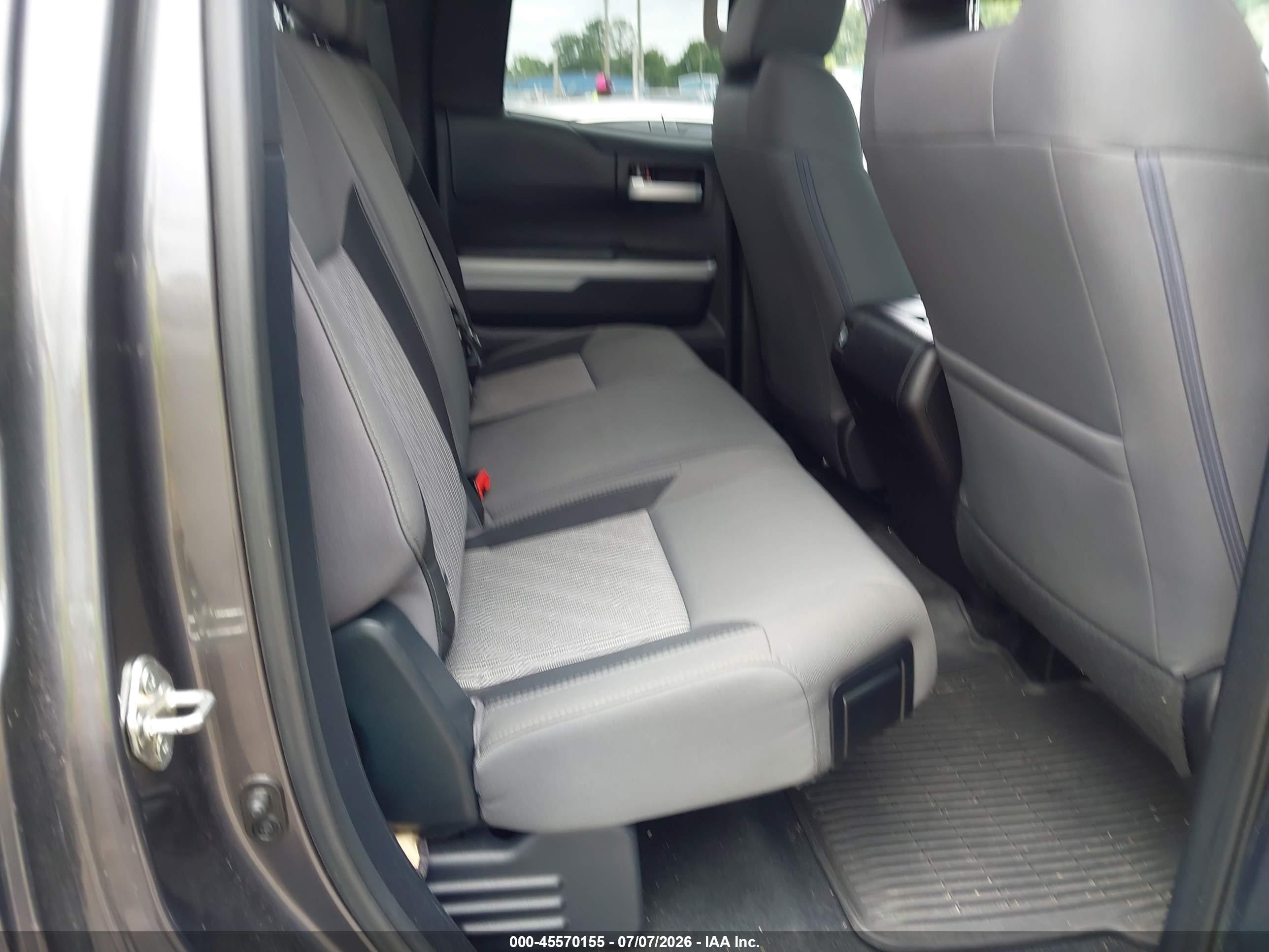2014 Toyota Tundra Sr5 5.7l V8 Gray vin: 5TFUY5F13EX398987