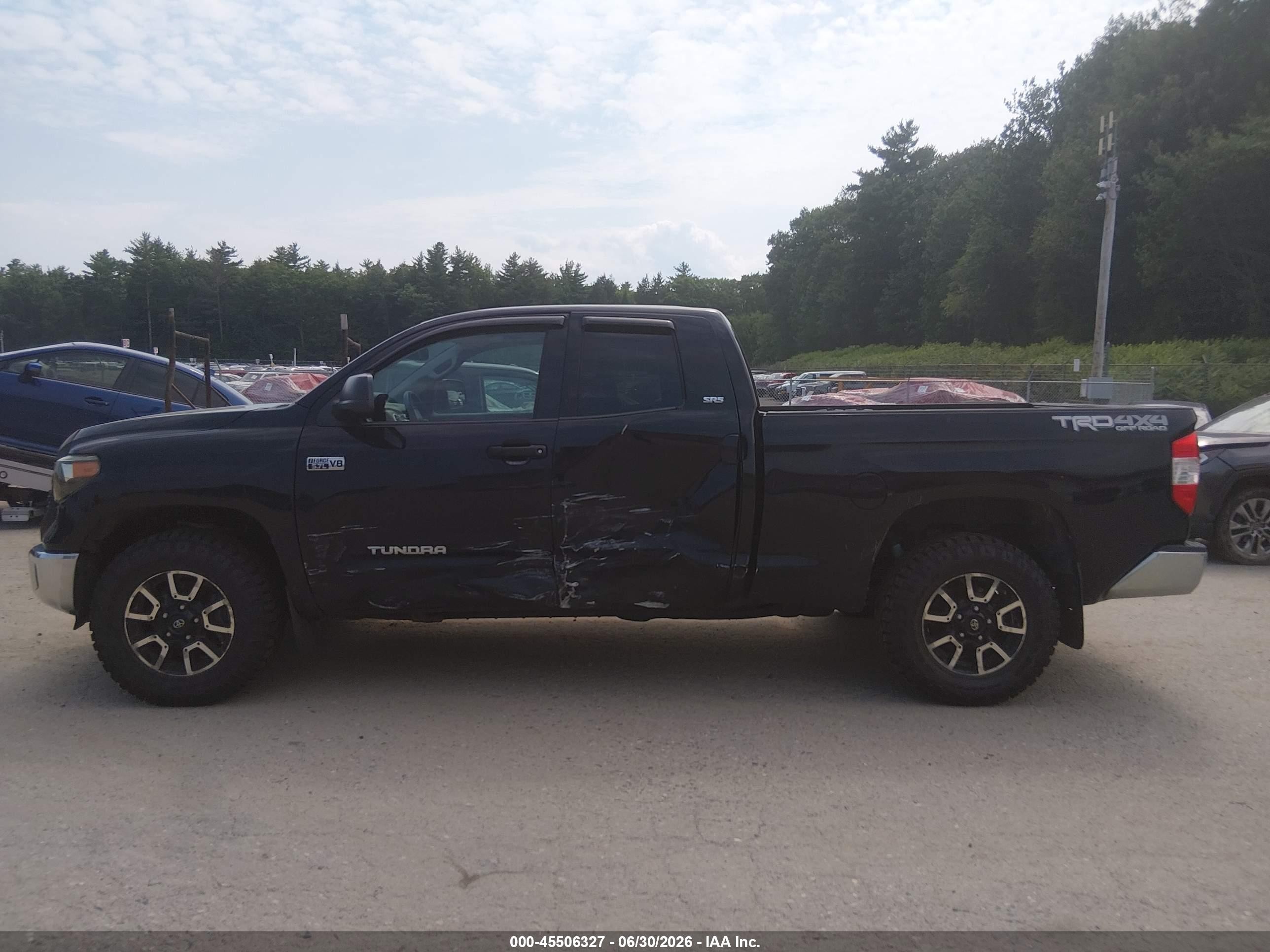 2015 Toyota Tundra Sr5 5.7l V8 Black vin: 5TFUY5F13FX450216