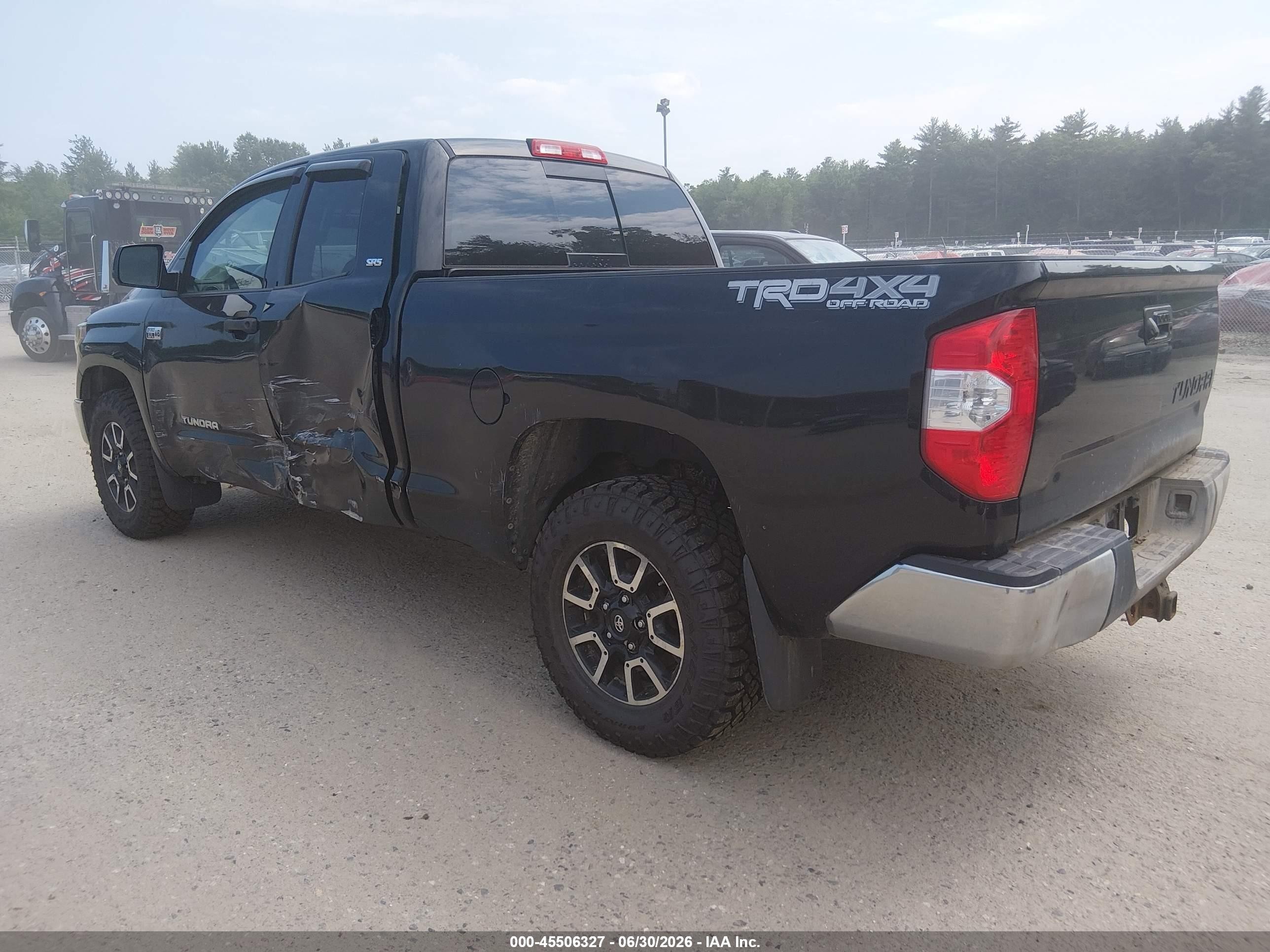 2015 Toyota Tundra Sr5 5.7l V8 Black vin: 5TFUY5F13FX450216