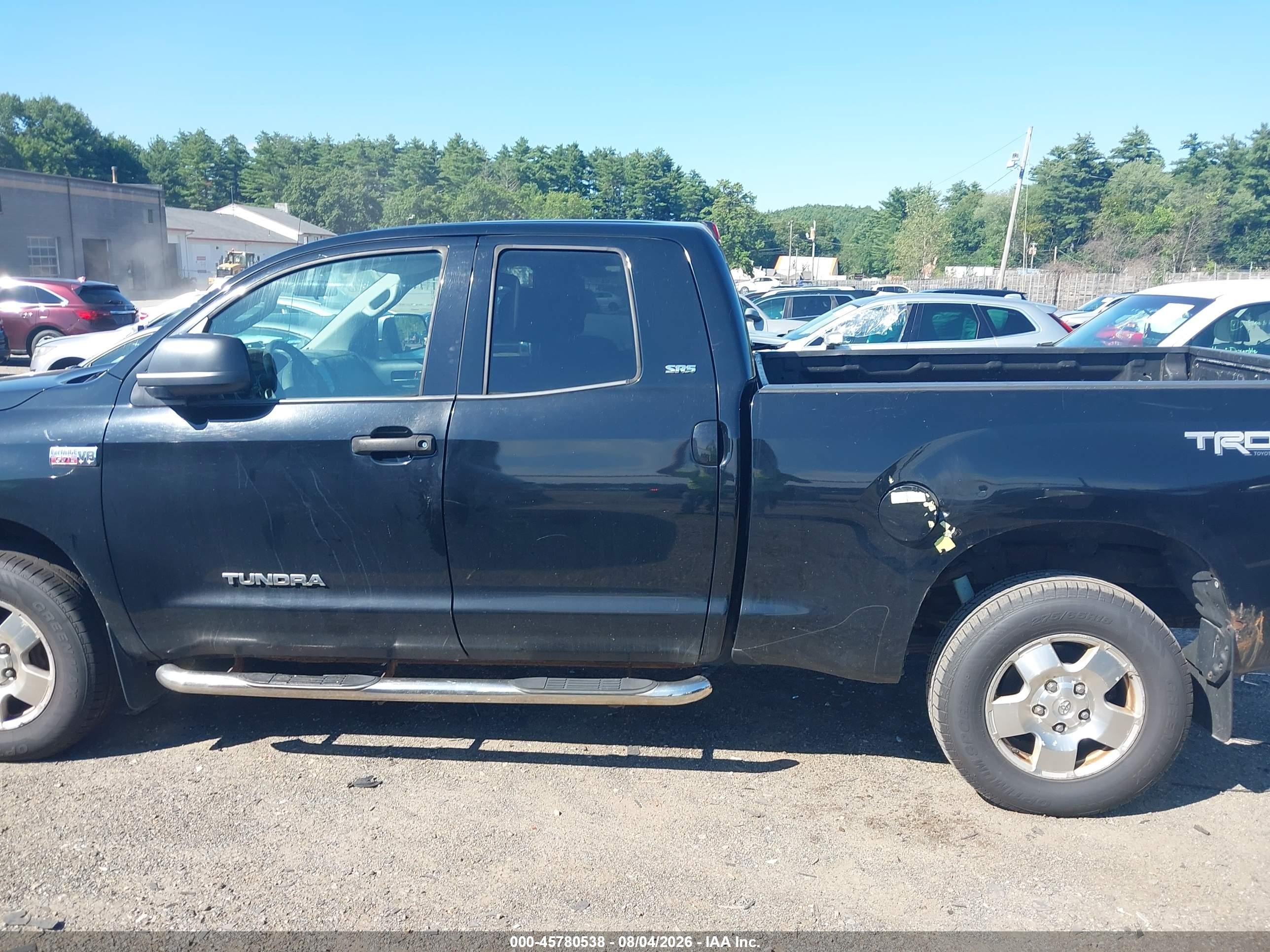 2011 Toyota Tundra Grade 5.7l V8 Черный vin: 5TFUY5F14BX182349