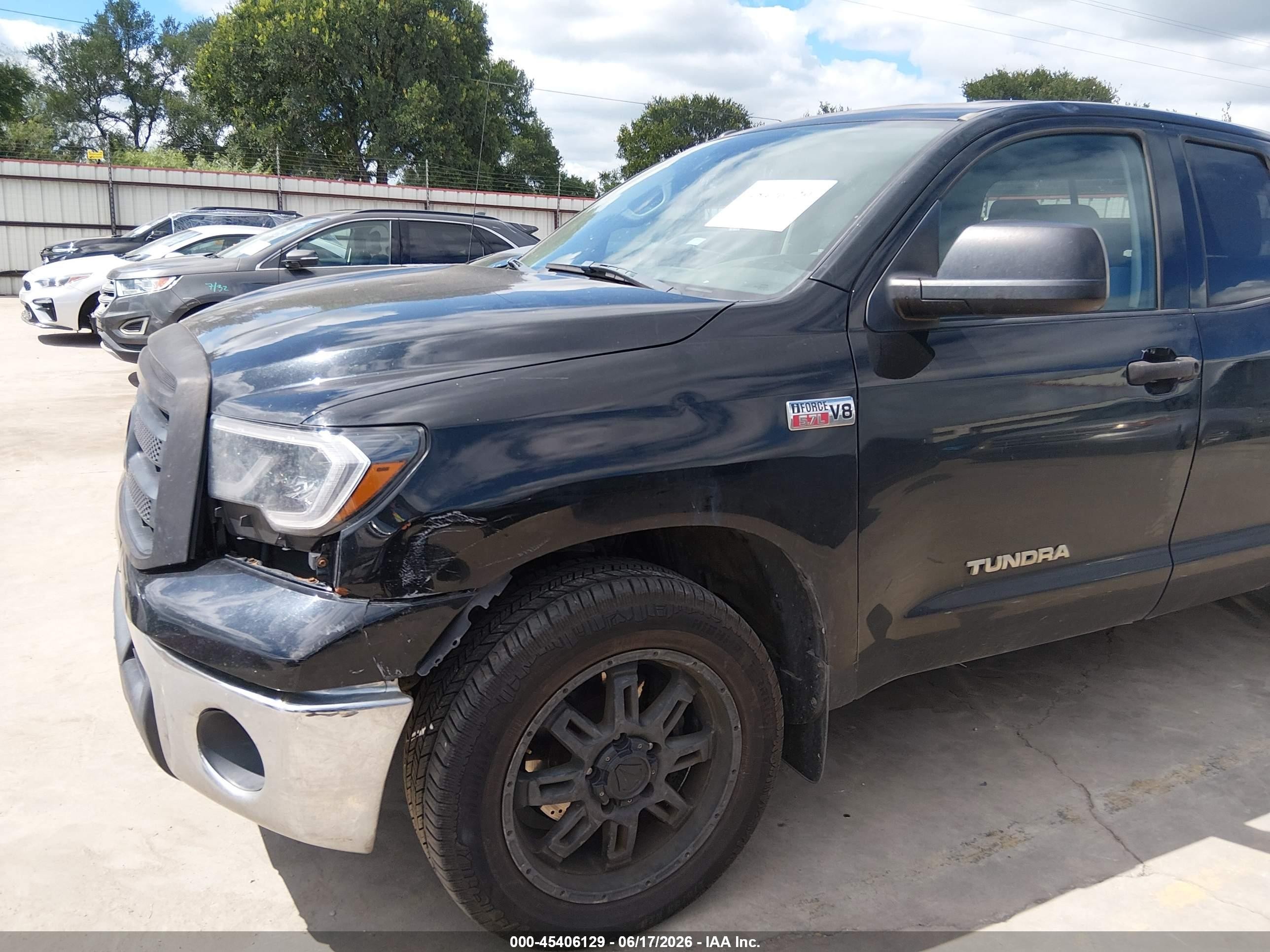 2011 Toyota Tundra Grade 5.7l V8 Черный vin: 5TFUY5F14BX195781