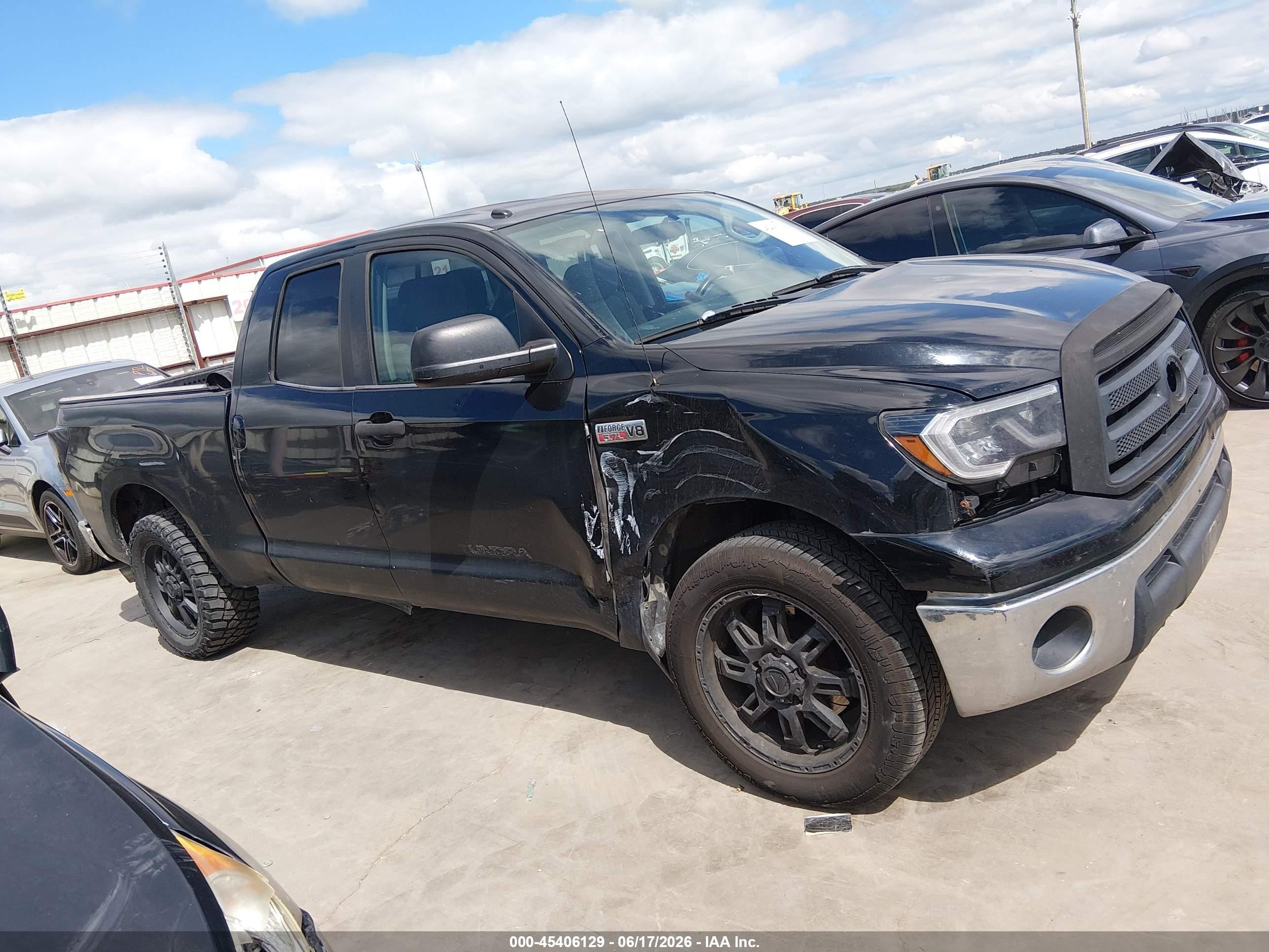 2011 Toyota Tundra Grade 5.7l V8 Черный vin: 5TFUY5F14BX195781