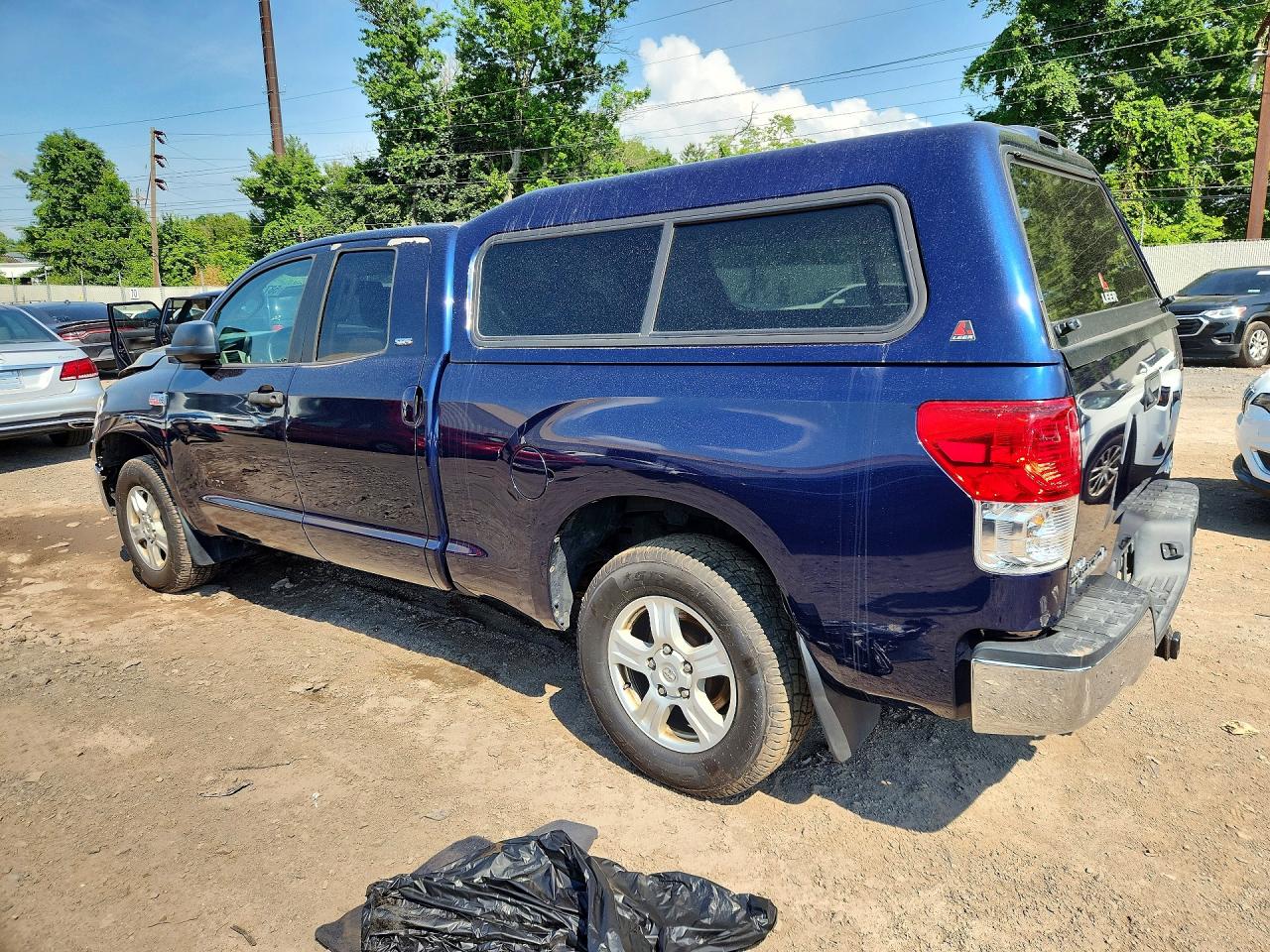 2013 Toyota Tundra Double Cab Sr5 Blue vin: 5TFUY5F14DX278050