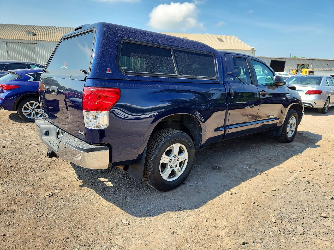 2013 Toyota Tundra Double Cab Sr5 Blue vin: 5TFUY5F14DX278050
