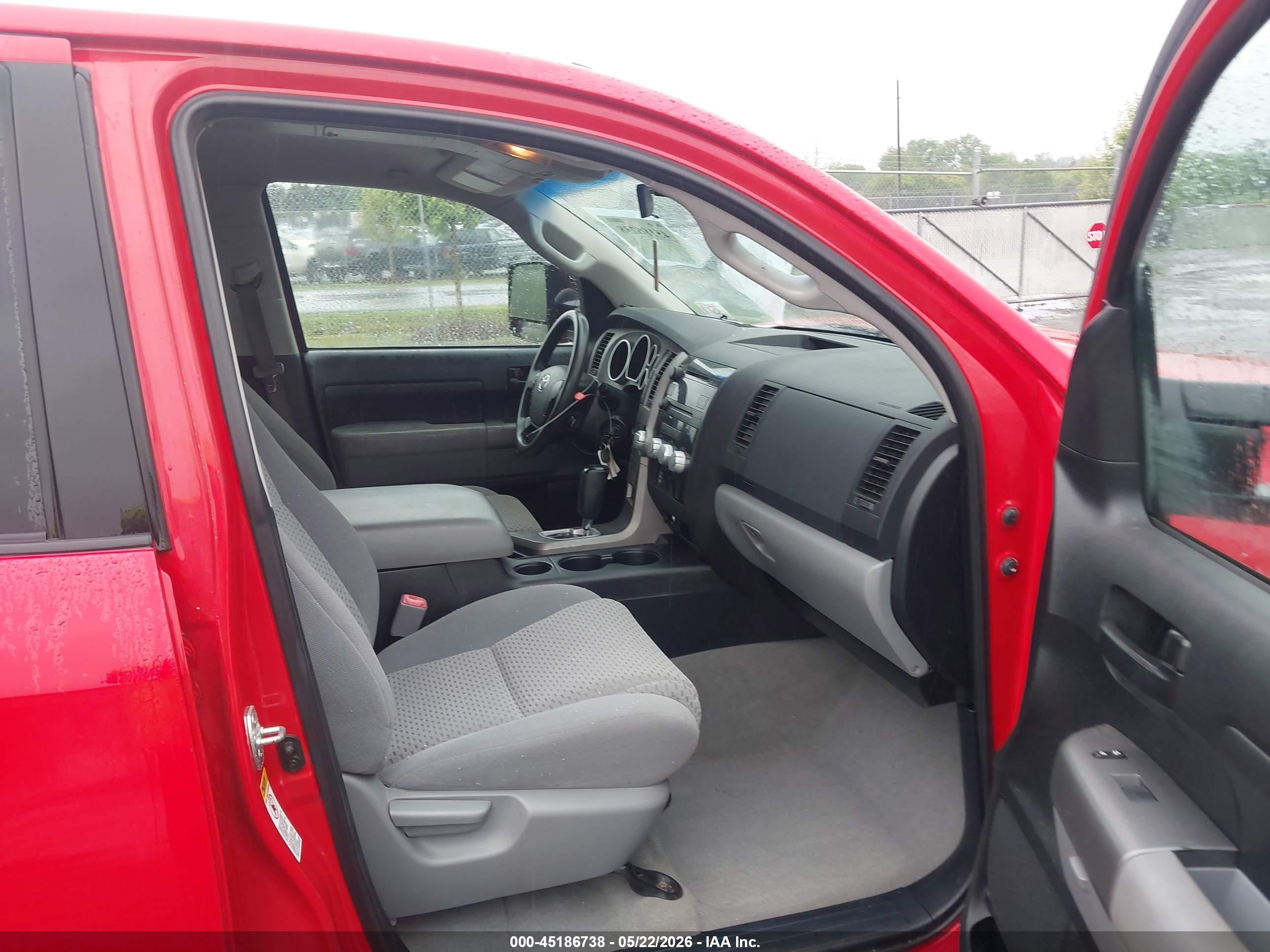 2010 Toyota Tundra Grade 5.7l V8 Red vin: 5TFUY5F15AX099673