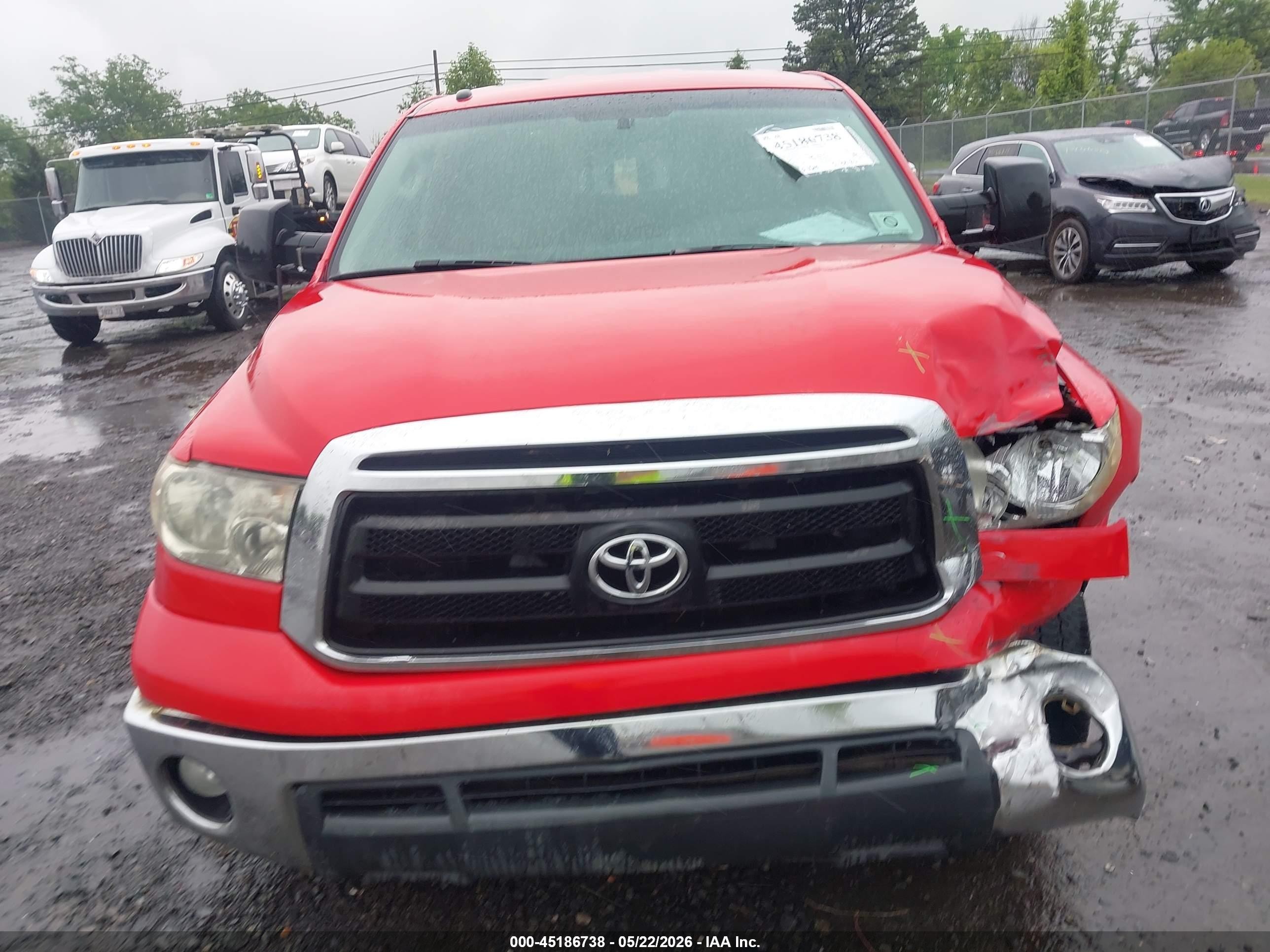 2010 Toyota Tundra Grade 5.7l V8 Red vin: 5TFUY5F15AX099673