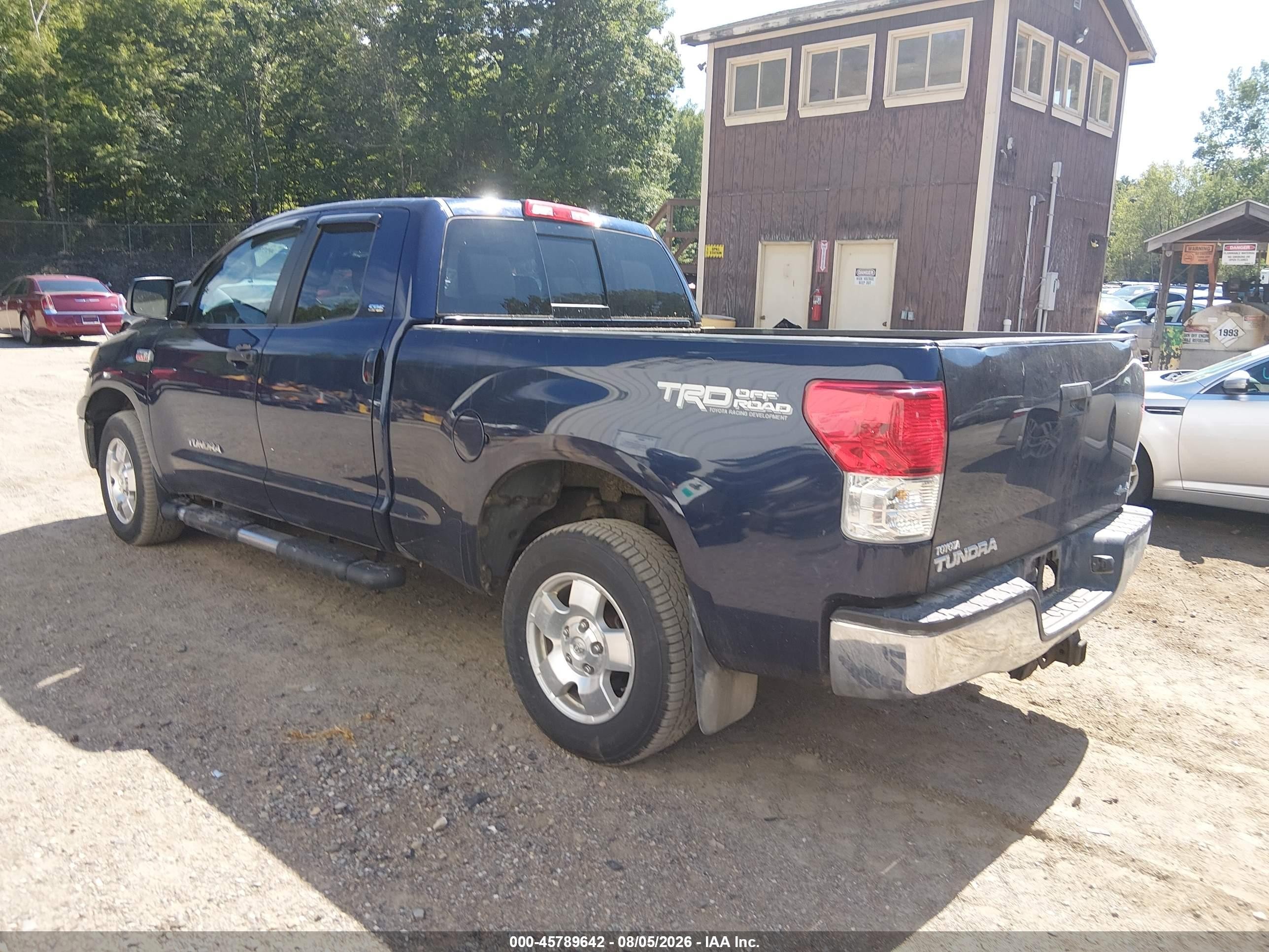 2011 Toyota Tundra Grade 5.7l V8 Blue vin: 5TFUY5F15BX196843