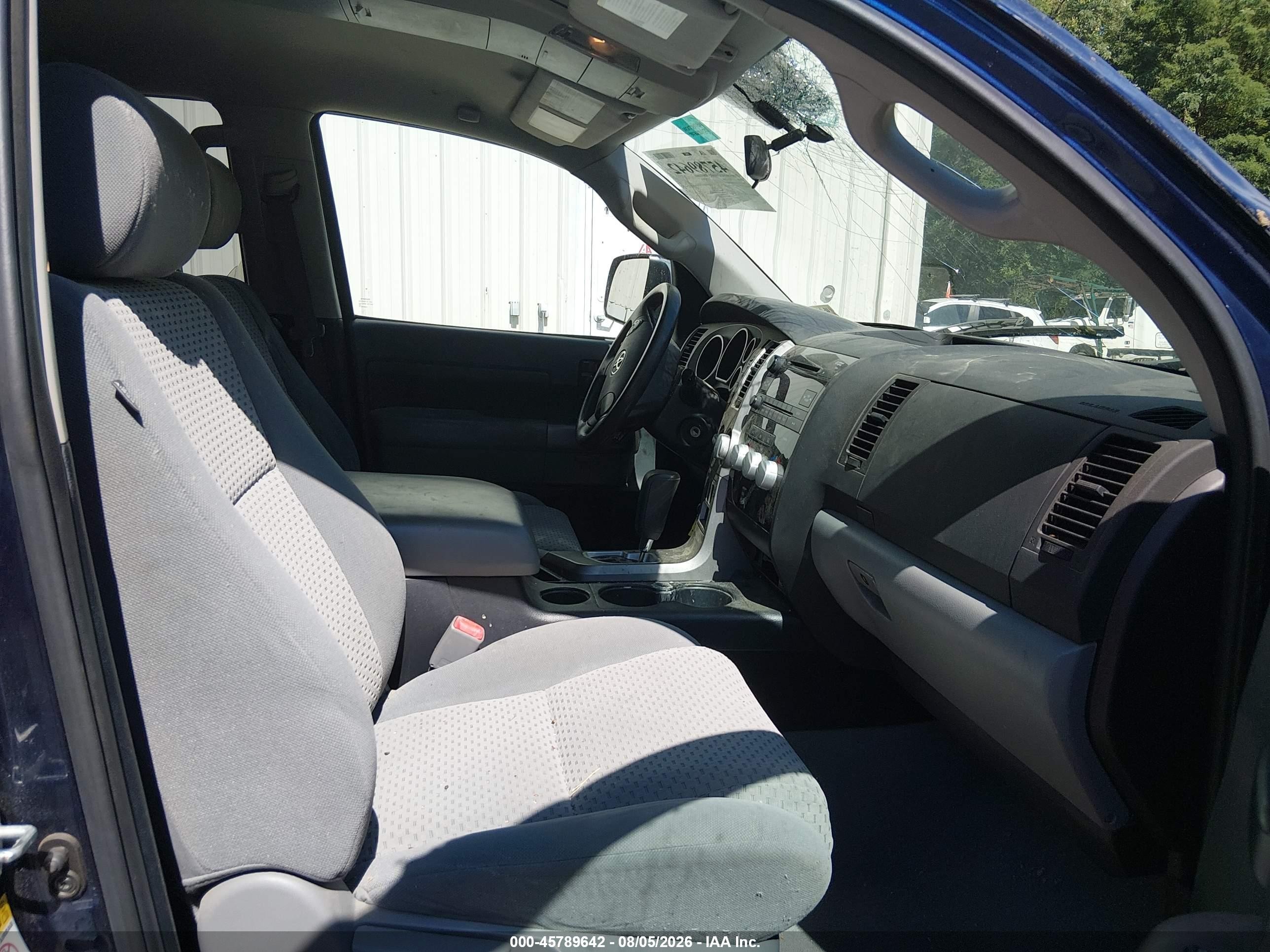 2011 Toyota Tundra Grade 5.7l V8 Blue vin: 5TFUY5F15BX196843