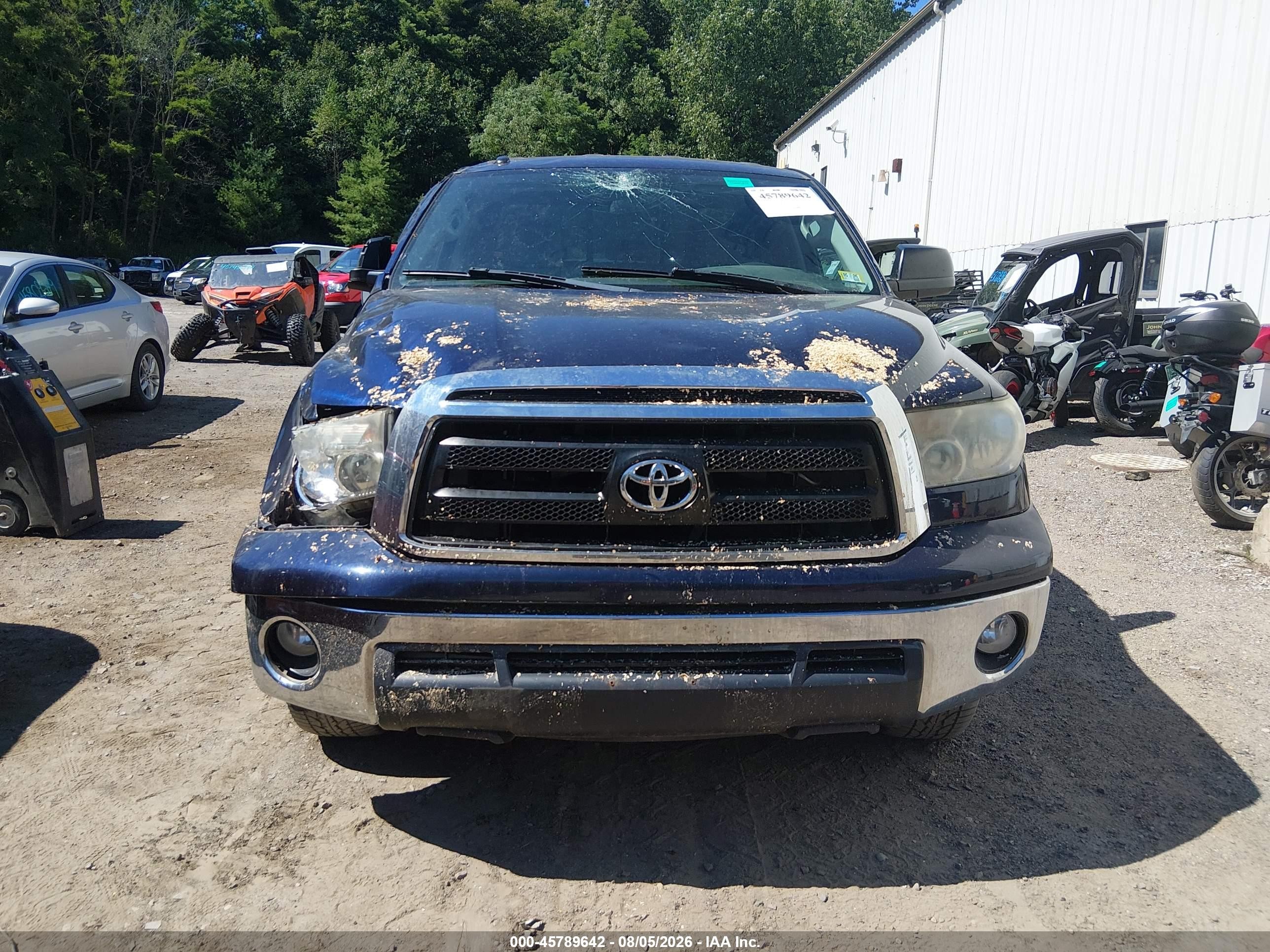 2011 Toyota Tundra Grade 5.7l V8 Blue vin: 5TFUY5F15BX196843