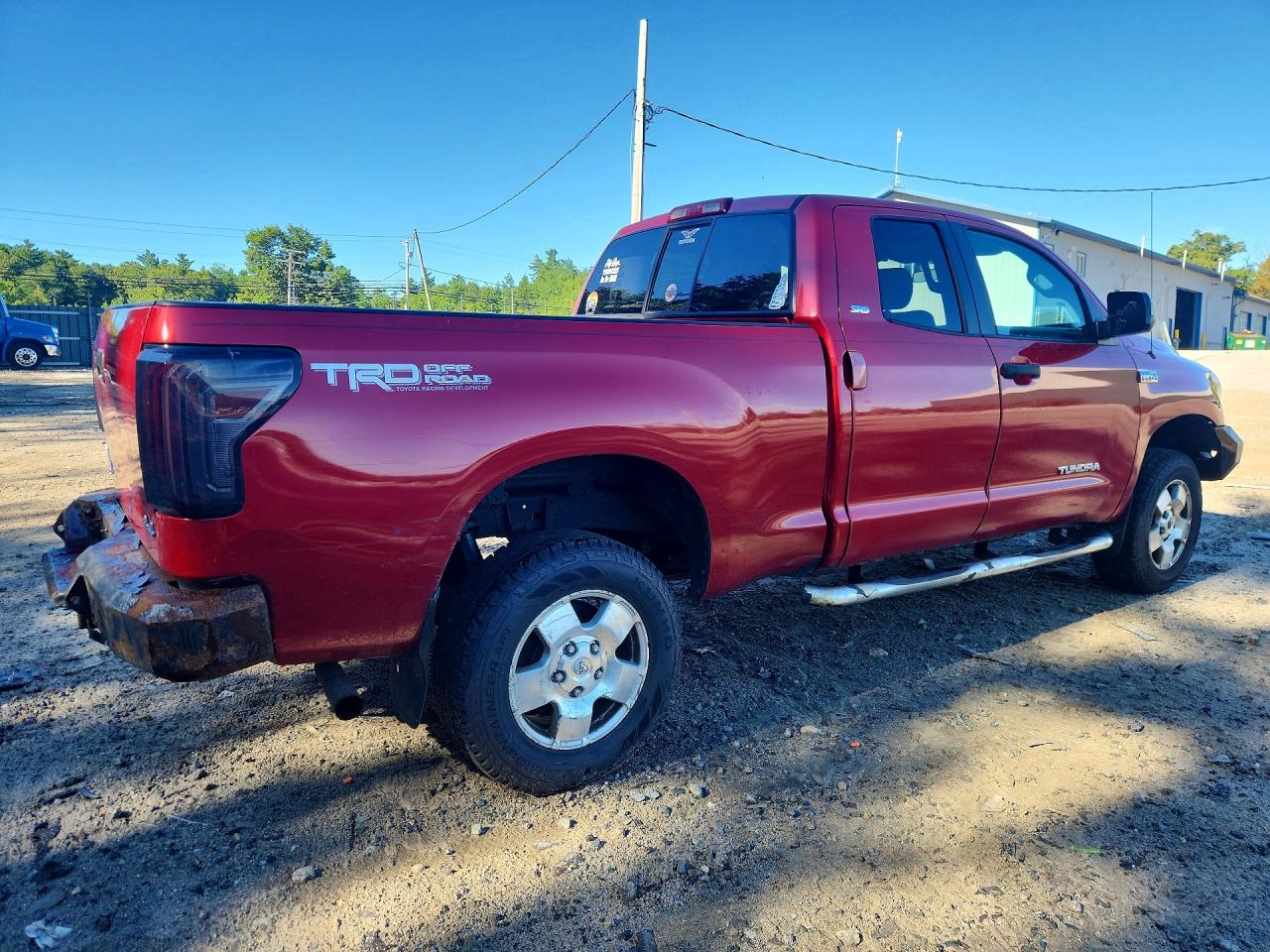 2011 Toyota Tundra Double Cab Sr5 Red vin: 5TFUY5F15BX199709