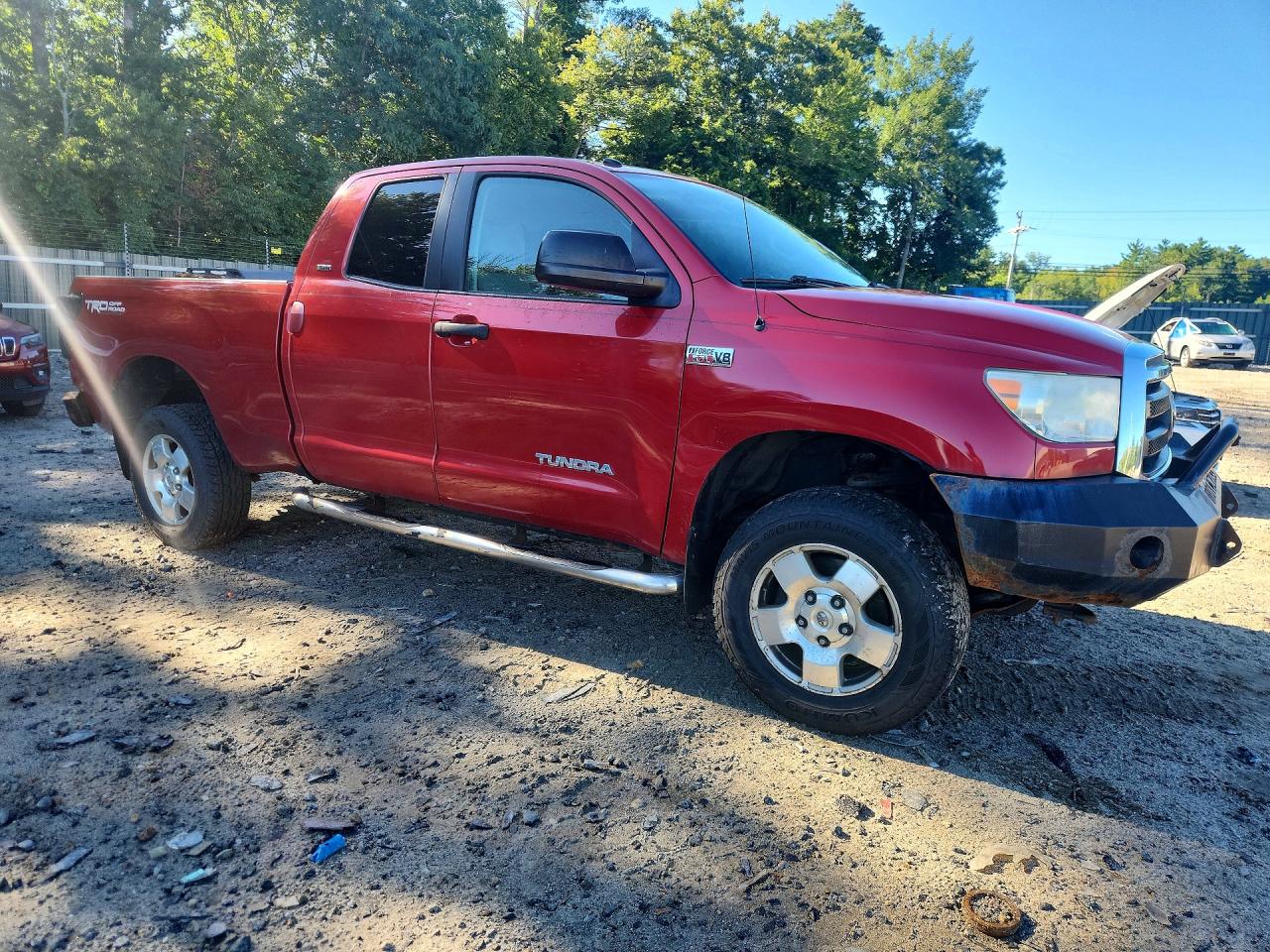 2011 Toyota Tundra Double Cab Sr5 Red vin: 5TFUY5F15BX199709