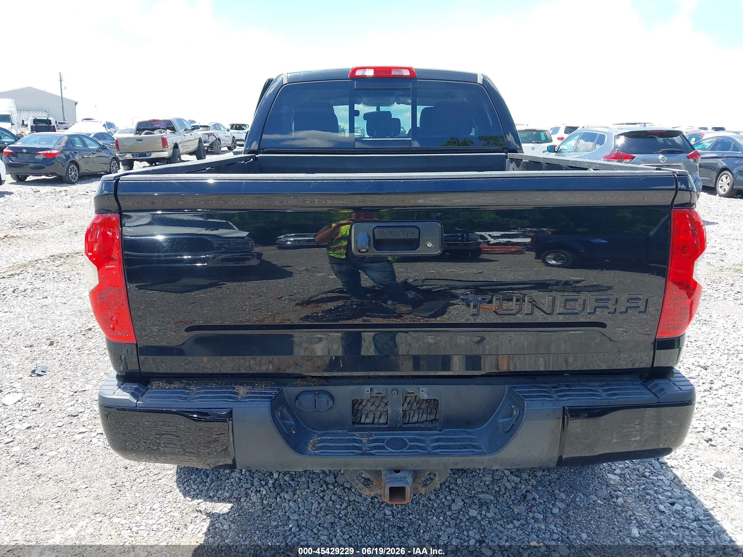 2014 Toyota Tundra Sr5 5.7l V8 Black vin: 5TFUY5F15EX351508