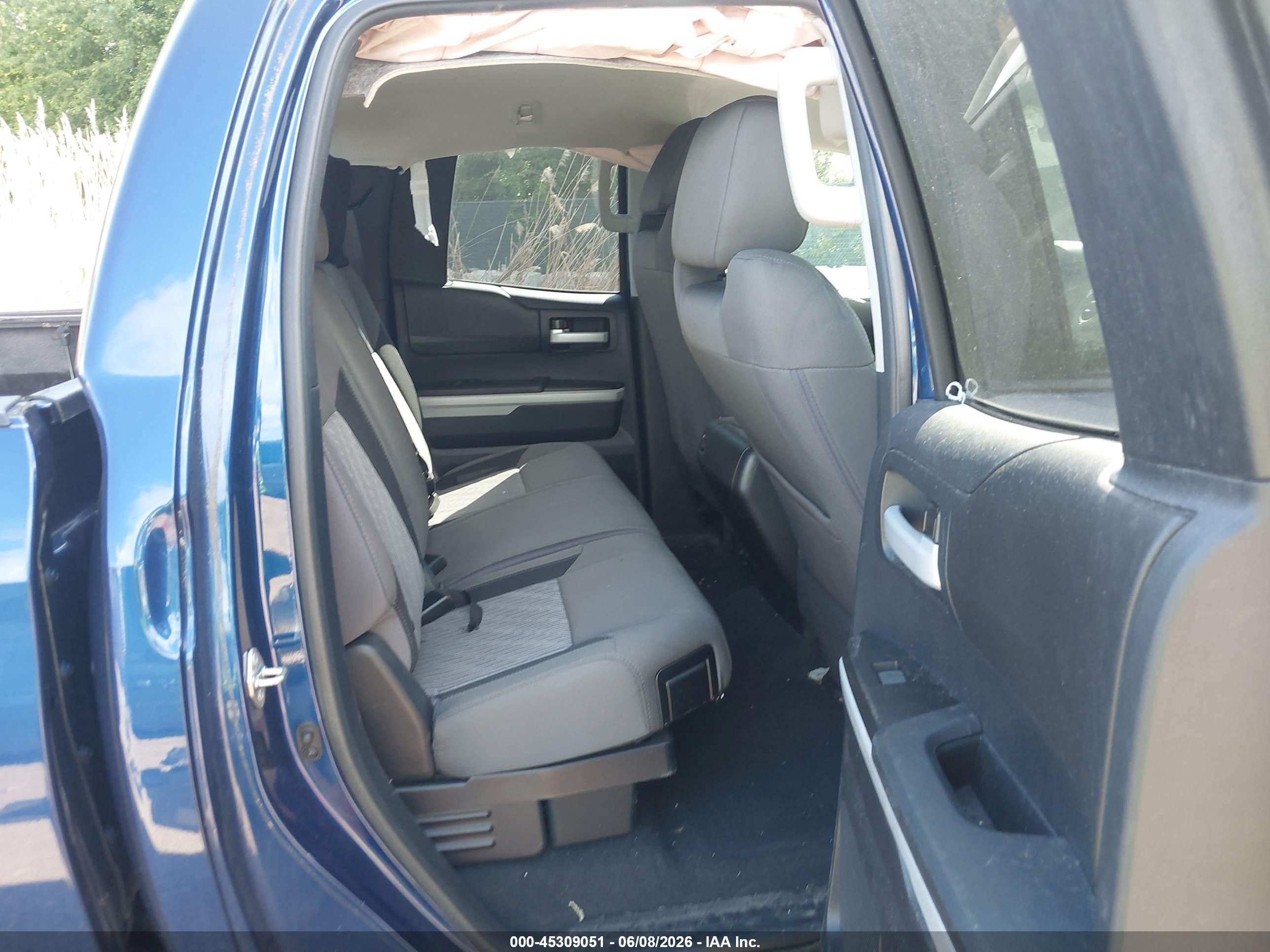 2015 Toyota Tundra Sr5 5.7l V8 Blue vin: 5TFUY5F15FX456177