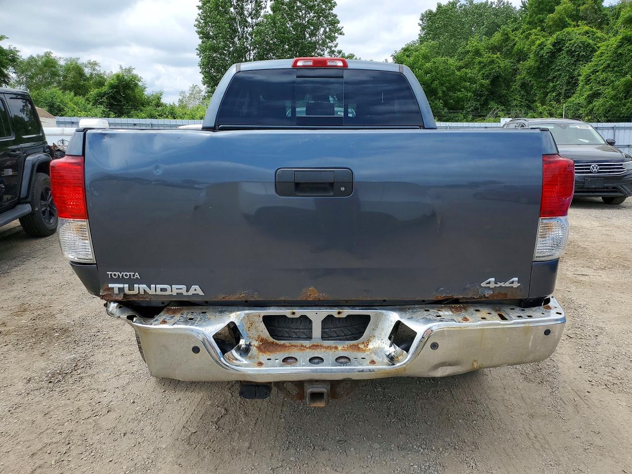 2010 Toyota Tundra Gray vin: 5TFUY5F16AX132342