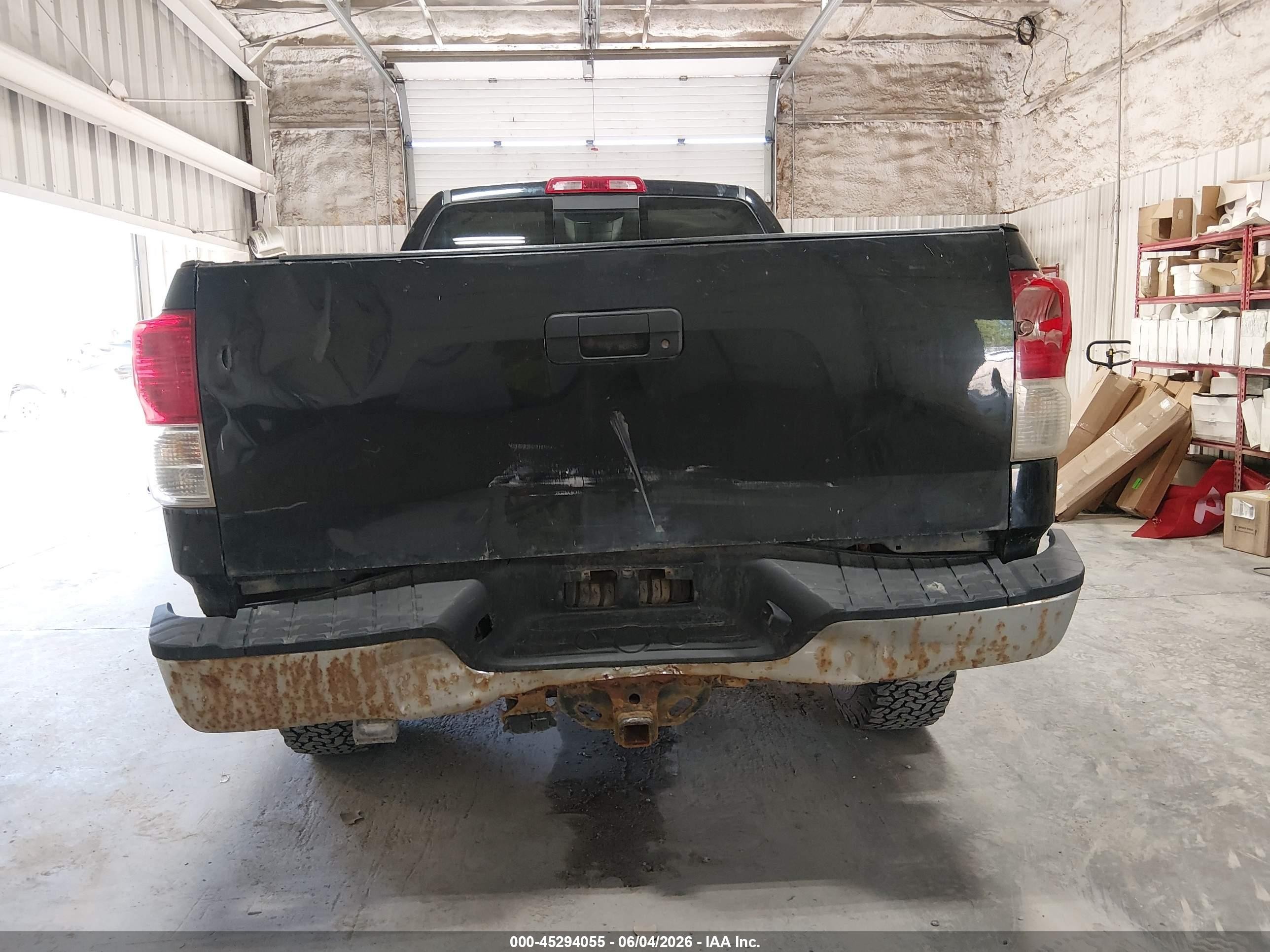 2010 Toyota Tundra Grade 5.7l V8 Black vin: 5TFUY5F16AX142742