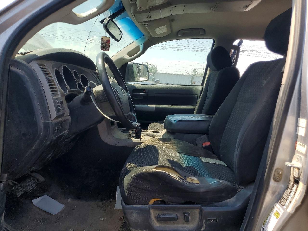 2010 Toyota Tundra Double Cab Sr5 Серебряный vin: 5TFUY5F16AX143664