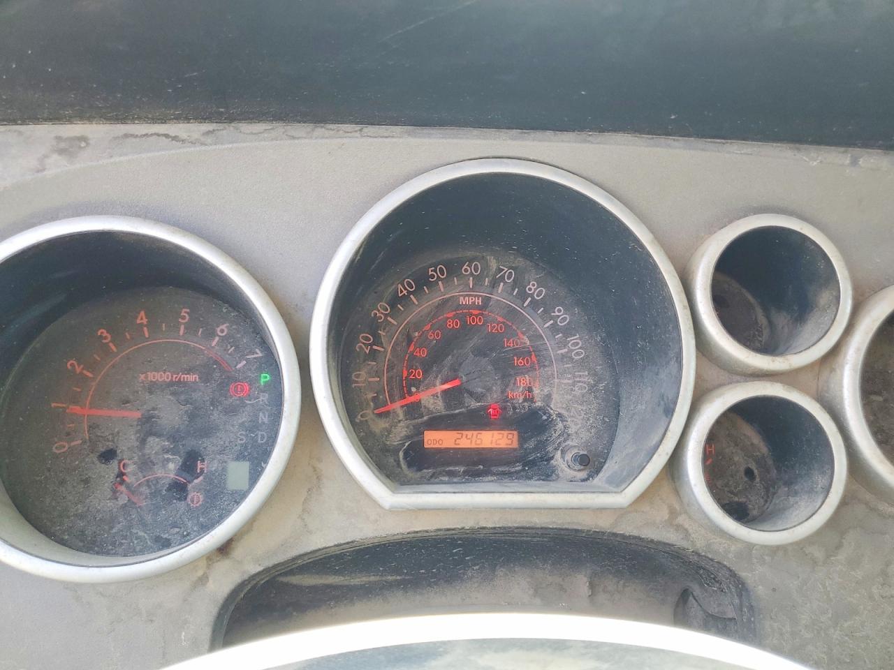 2010 Toyota Tundra Double Cab Sr5 Серебряный vin: 5TFUY5F16AX143664