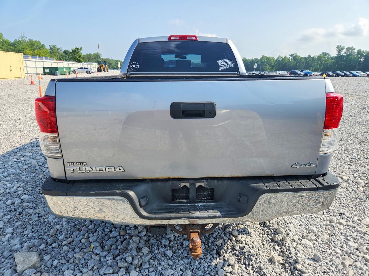 2011 Toyota Tundra Double Cab Sr5 Silver vin: 5TFUY5F16BX161891