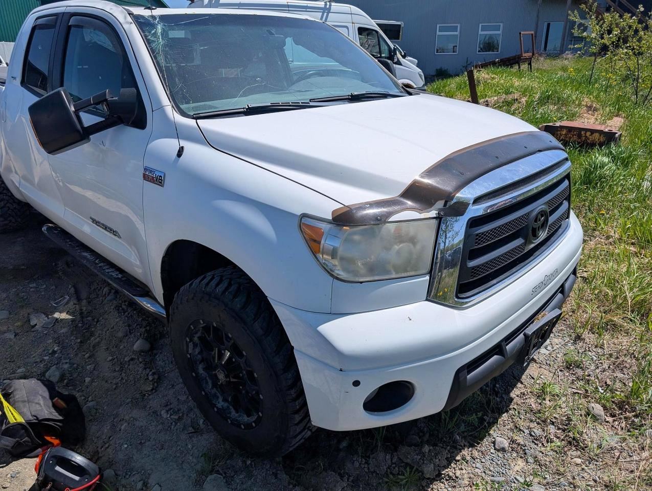2011 Toyota Tundra Double Cab Sr5 Белый vin: 5TFUY5F16BX169697