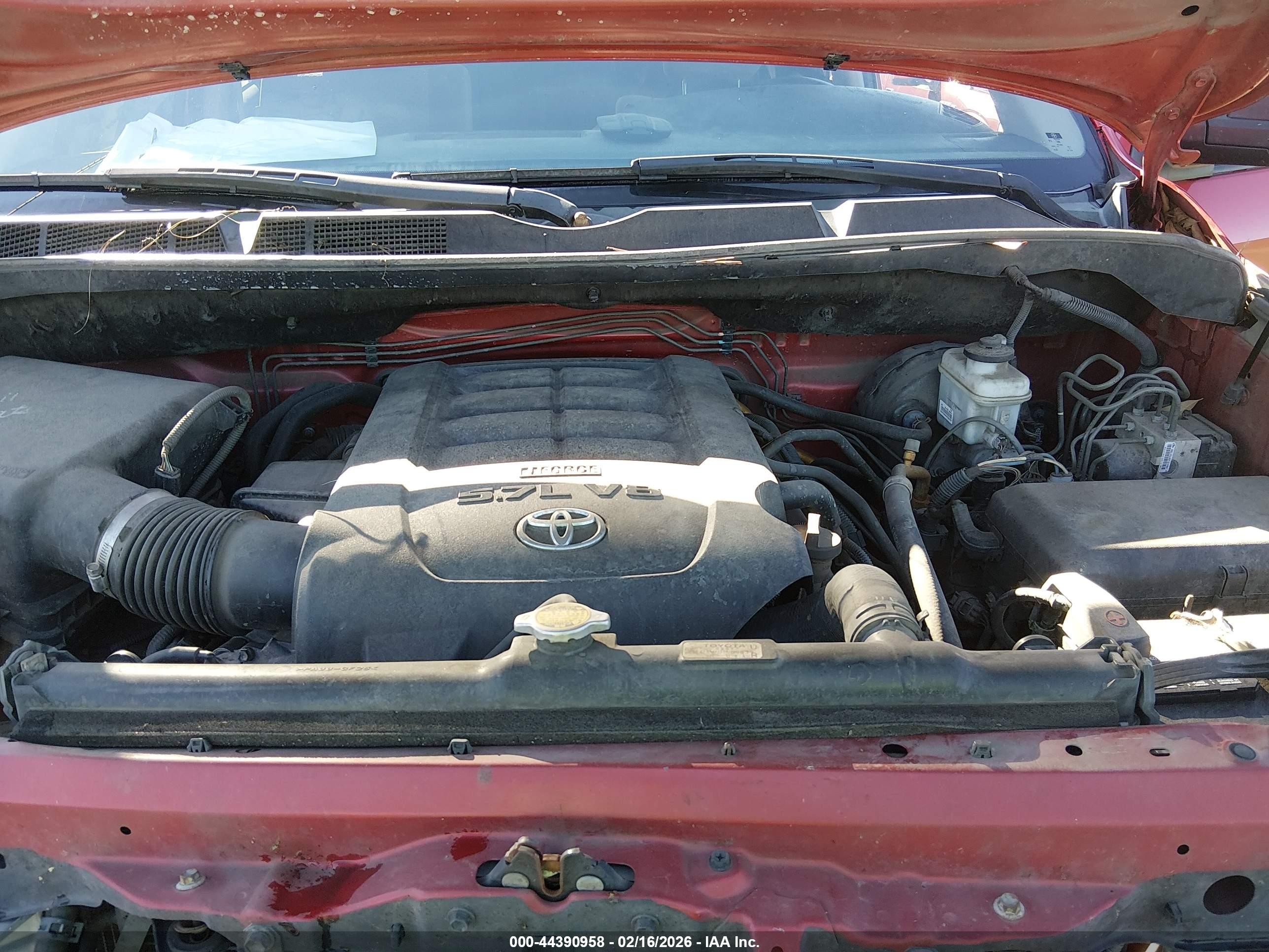 2012 Toyota Tundra Grade 5.7l V8 Red vin: 5TFUY5F16CX233366