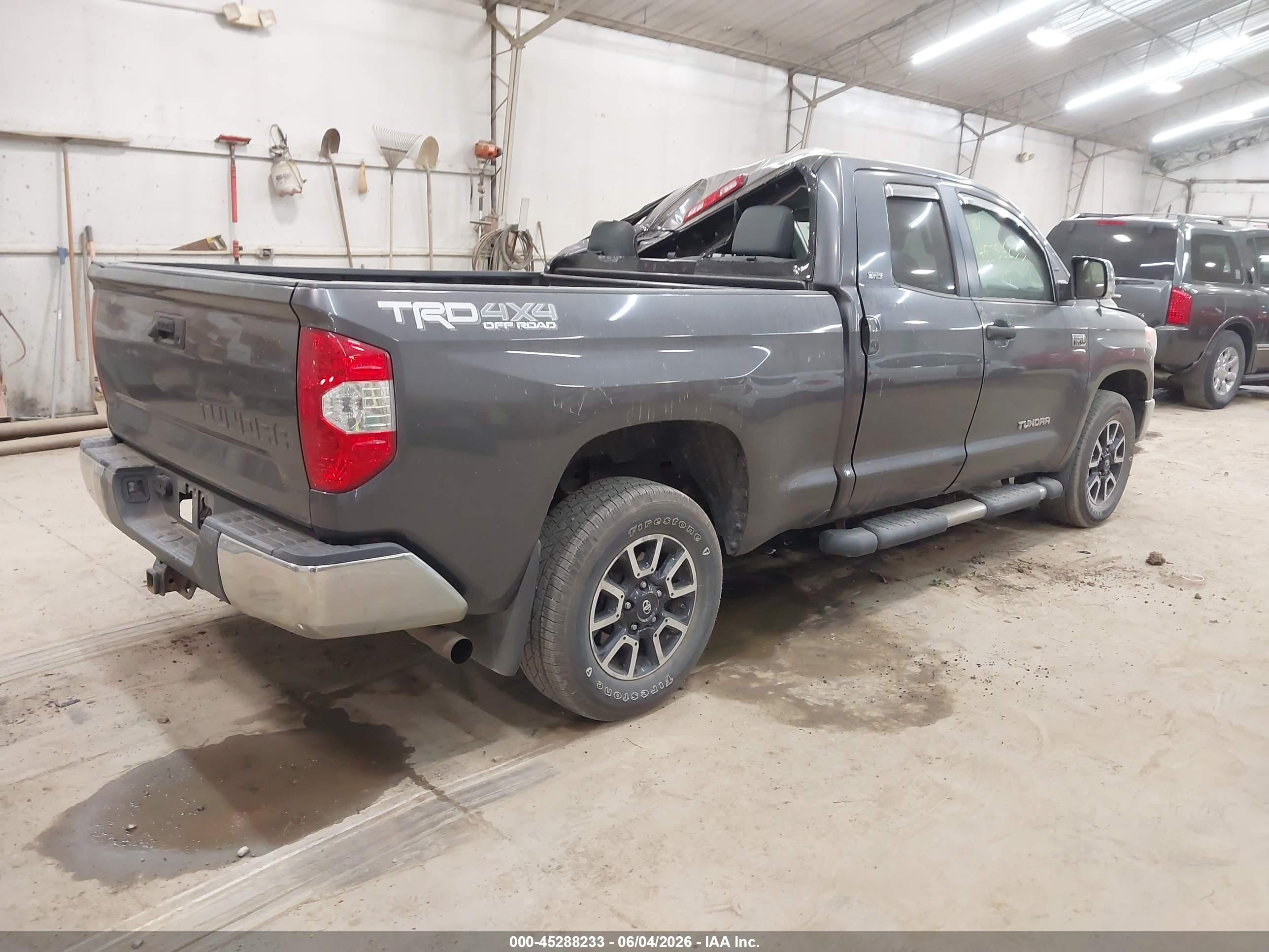 2015 Toyota Tundra Sr5 5.7l V8 Gray vin: 5TFUY5F16FX451019