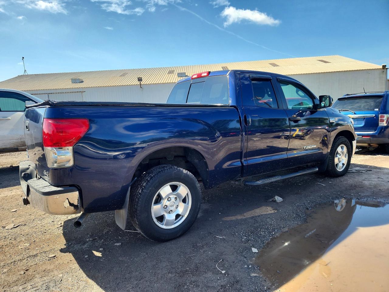 2010 Toyota Tundra Double Cab Sr5 Blue vin: 5TFUY5F17AX113458