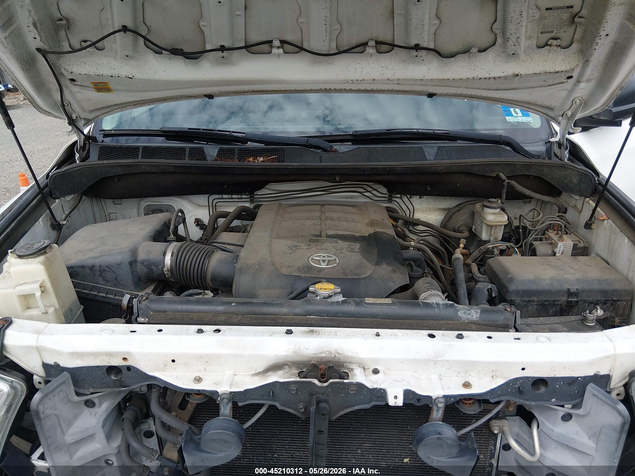 2011 Toyota Tundra Grade 5.7l V8 White vin: 5TFUY5F17BX198707