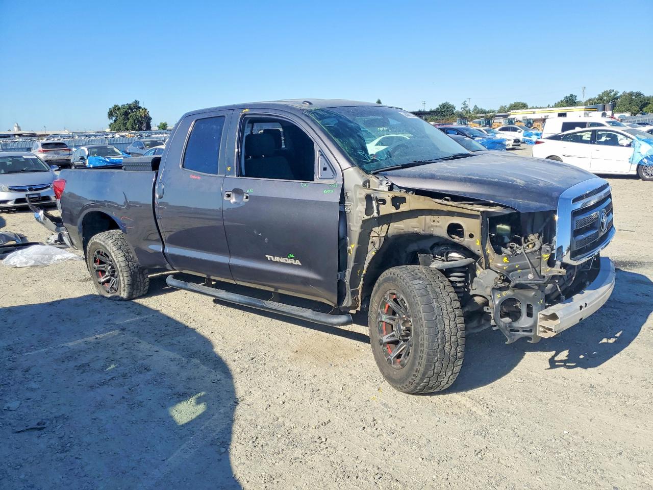 2011 Toyota Tundra Double Cab Sr5 Gray vin: 5TFUY5F17BX208118