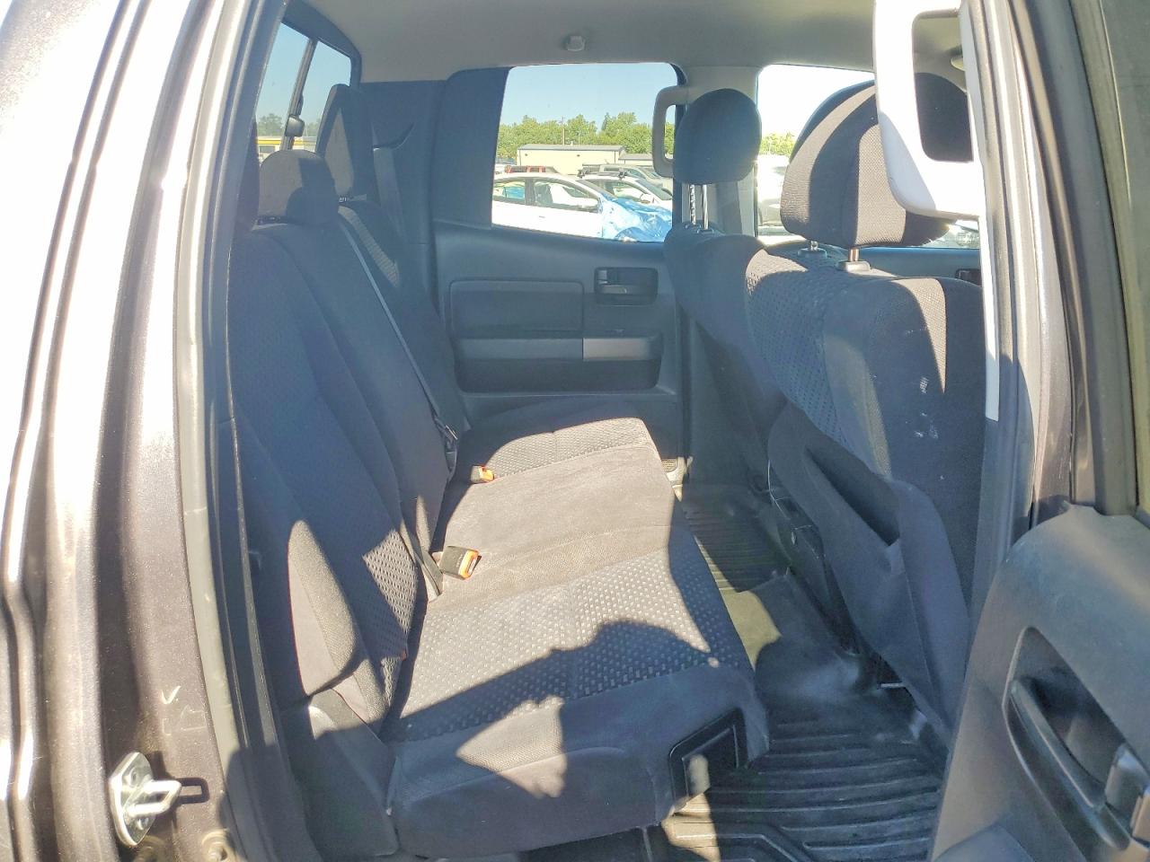 2011 Toyota Tundra Double Cab Sr5 Gray vin: 5TFUY5F17BX208118