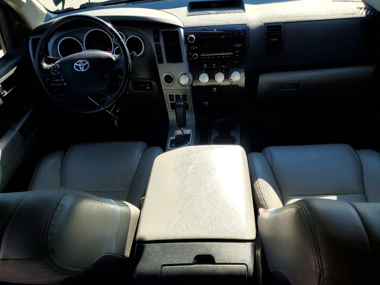 2010 Toyota Tundra Double Cab Sr5 Green vin: 5TFUY5F18AX095875